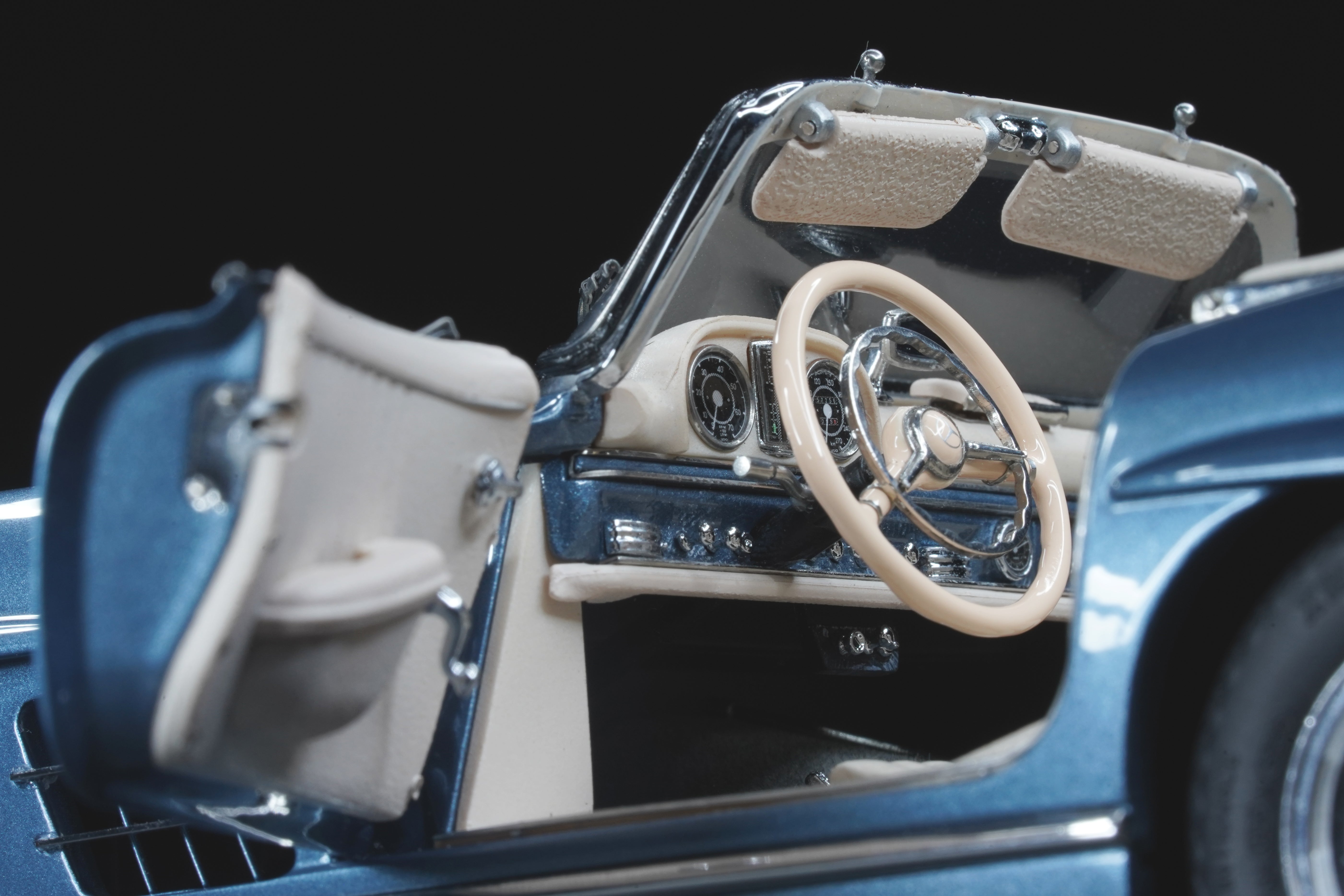 1/18 Mercedes-Benz 300 SL W198 Roadster Hardtop blue metallic CMC M-283