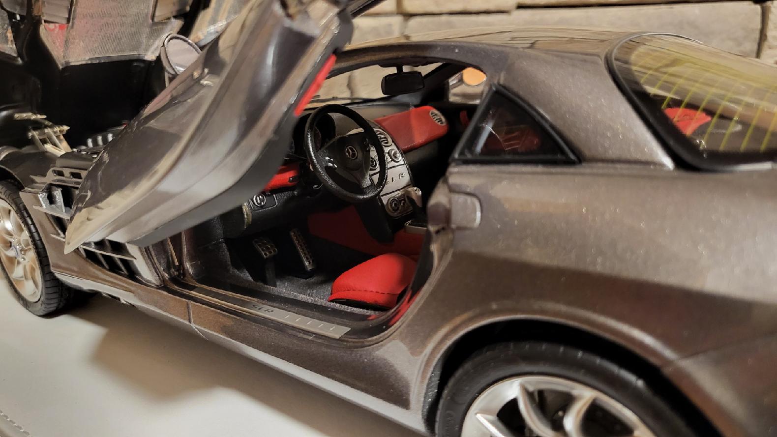 1/12 Mercedes-Benz SLR McLaren 2003 GRAU CMC C-006C aus Vorbesitz