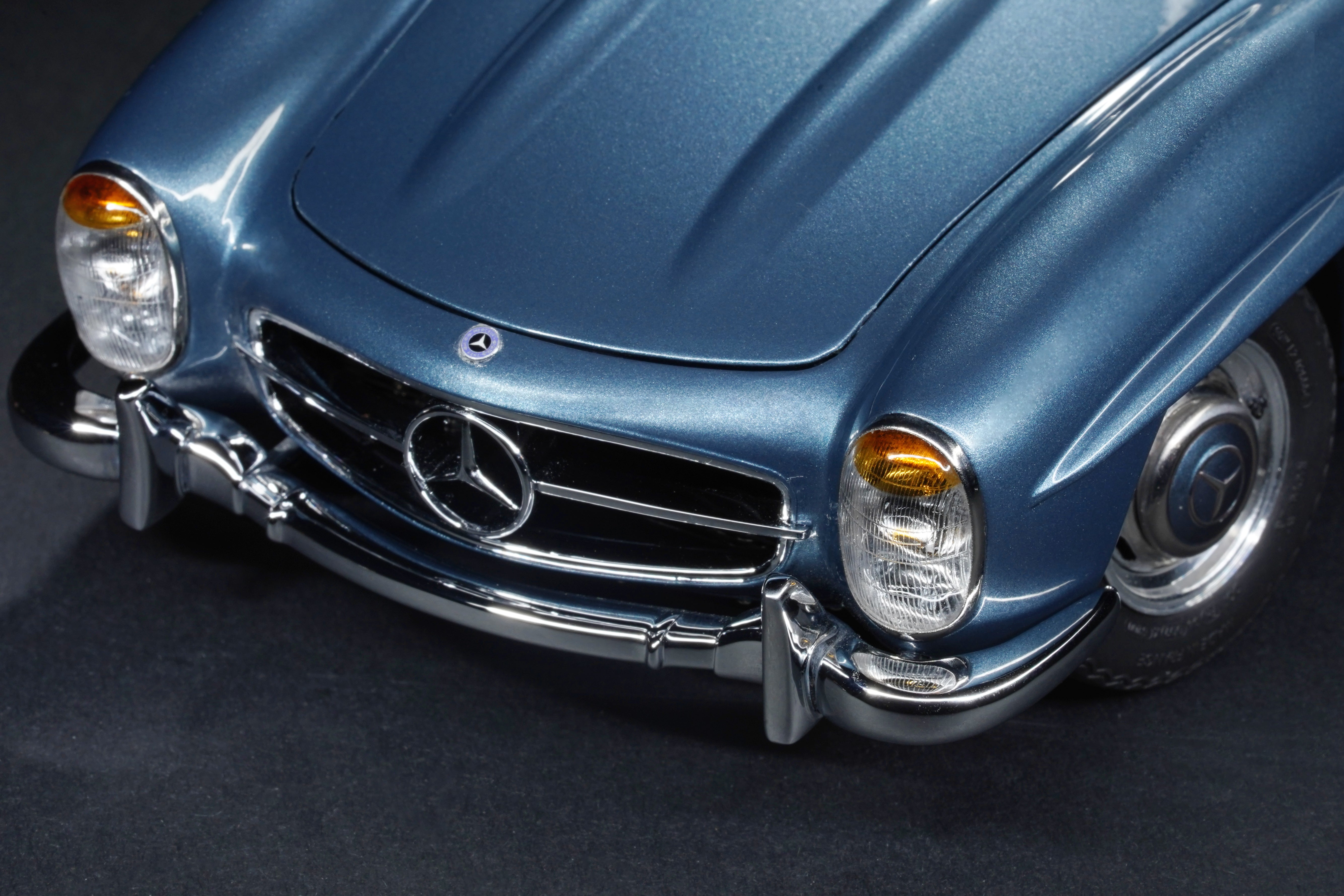 1/18 Mercedes-Benz 300 SL W198 Roadster Hardtop blue metallic CMC M-283
