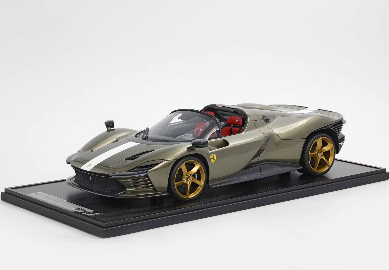 1/12 BBR Ferrari Daytona SP3 Serie Icona Open roof Verde Manzoni Gloss, LE 13 Stück BBR1217F1