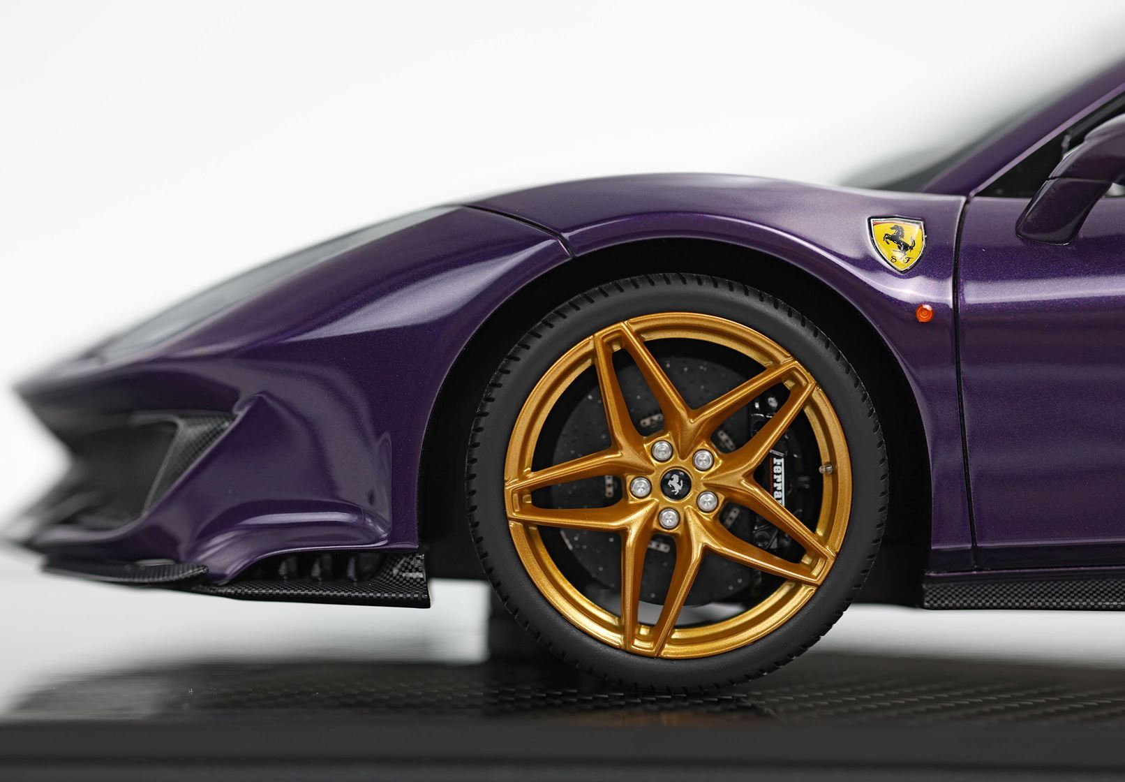 1/12 BBR Ferrari 488 Pista Spider Open roof - Viola Hong Kong - Gold LE 10 pcs. BBR1225E1