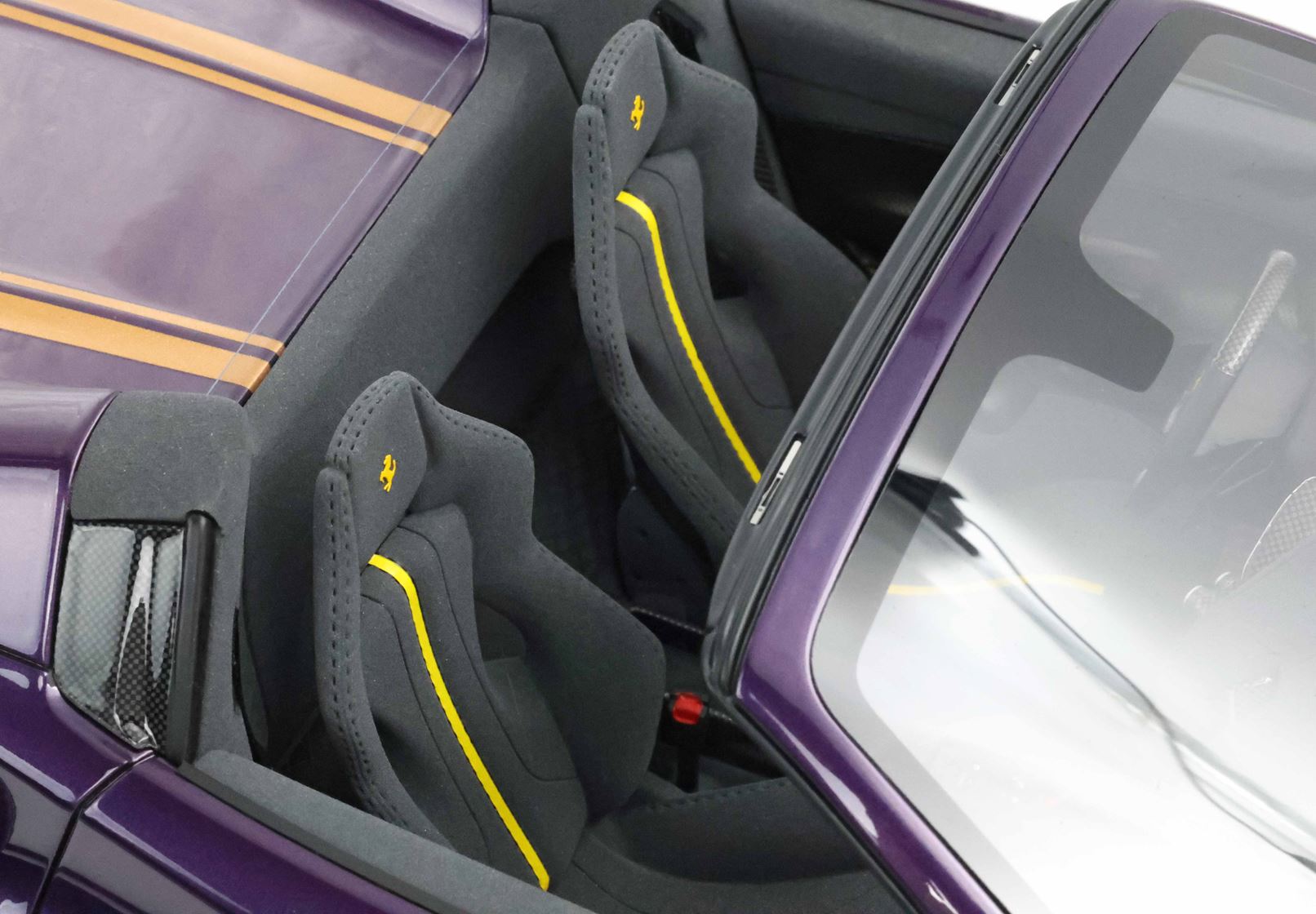 1/12 BBR Ferrari 488 Pista Spider Open roof - Viola Hong Kong - Gold LE 10 pcs. BBR1225E1