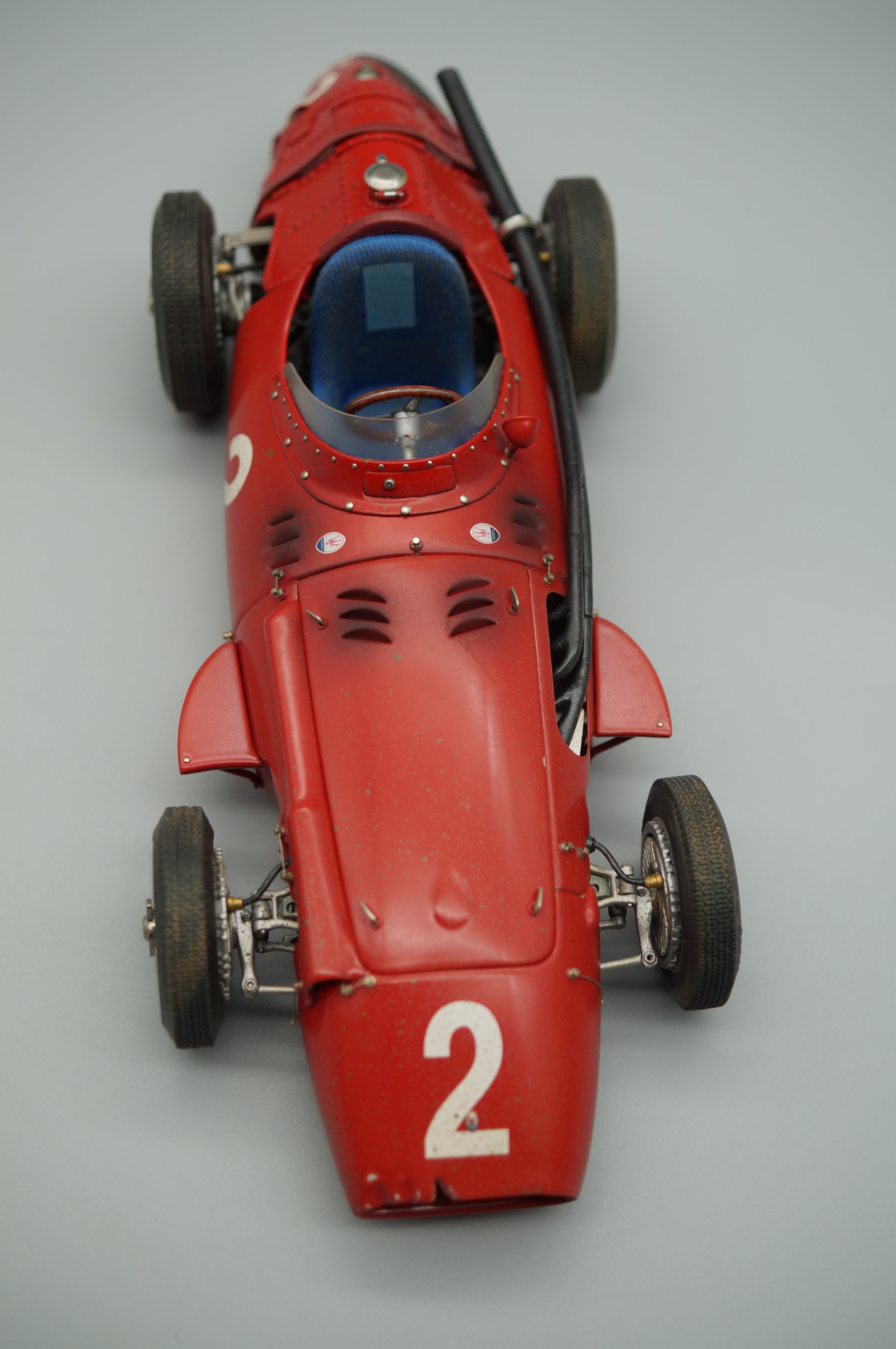 Maserati 250F #2 Dirty Hero collectors edition 20 Jahre CMC M-148 LE 1000 pcs -pre-owned AA491