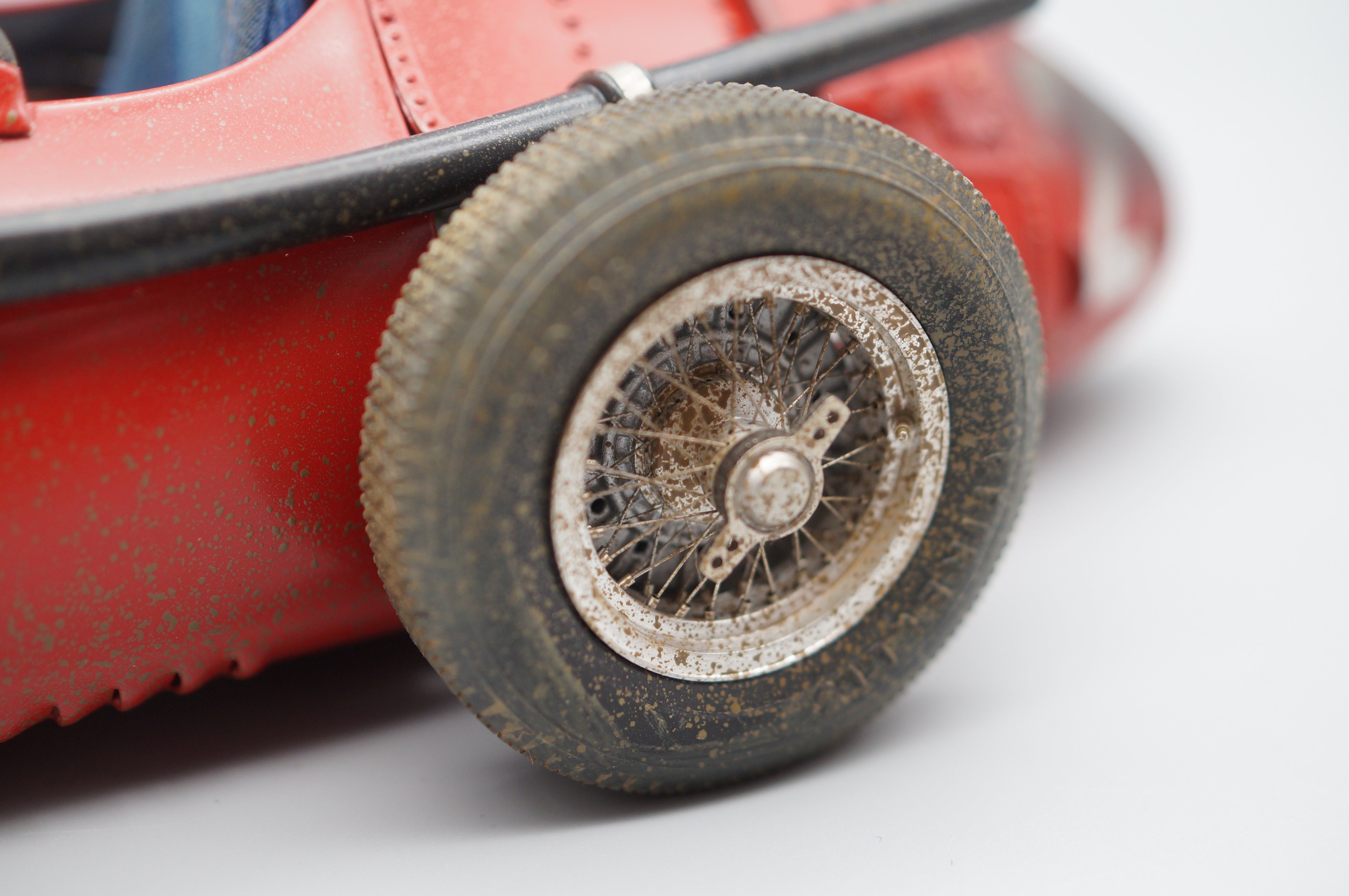 Maserati 250F #2 Dirty Hero collectors edition 20 Jahre CMC M-148 LE 1000 pcs -pre-owned AA491
