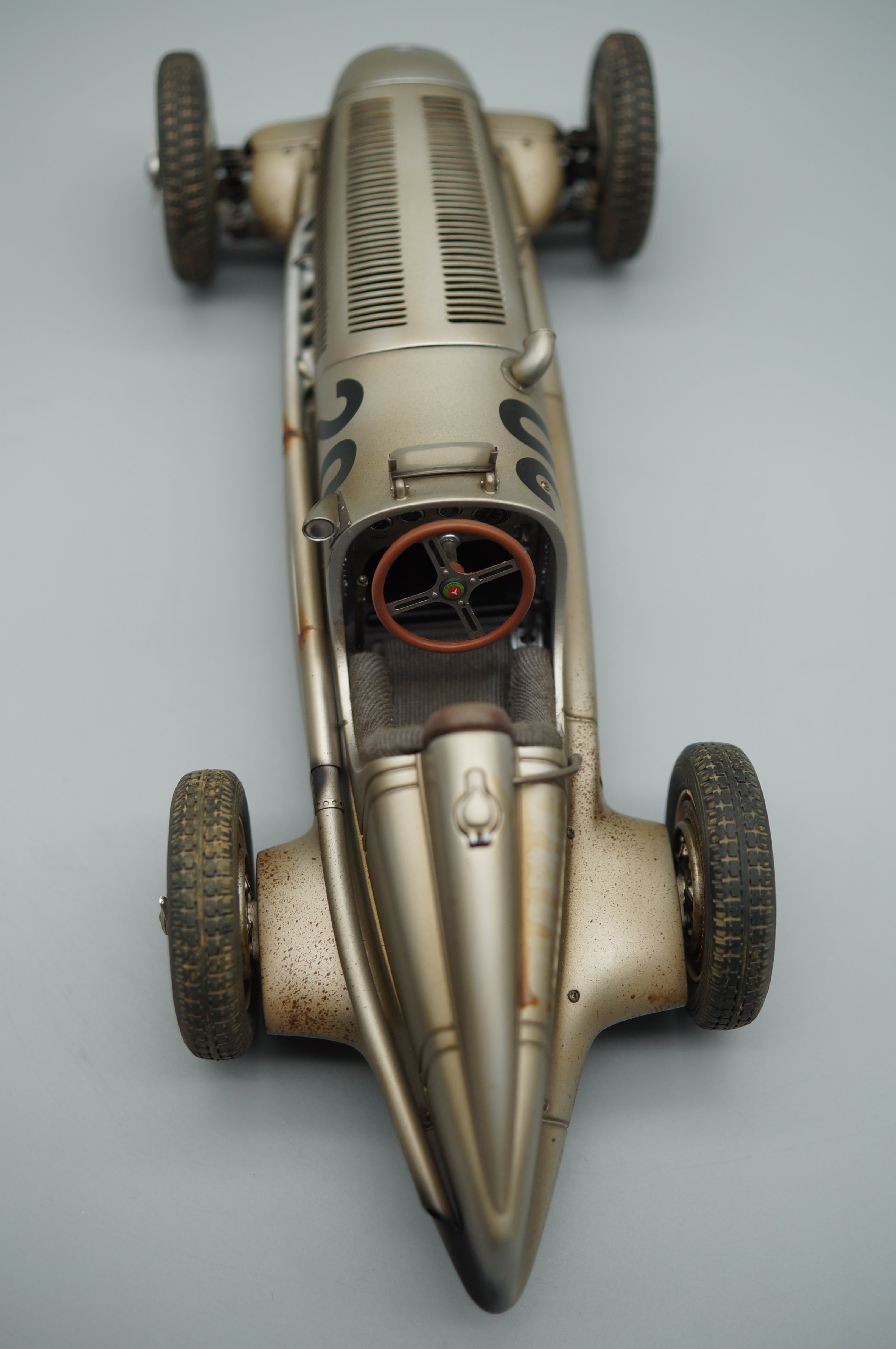 Mercedes-Benz W25 #20 'Dirty Hero' collectors edition 20 Jahre CMC M-147 LE 1000 pcs AA492