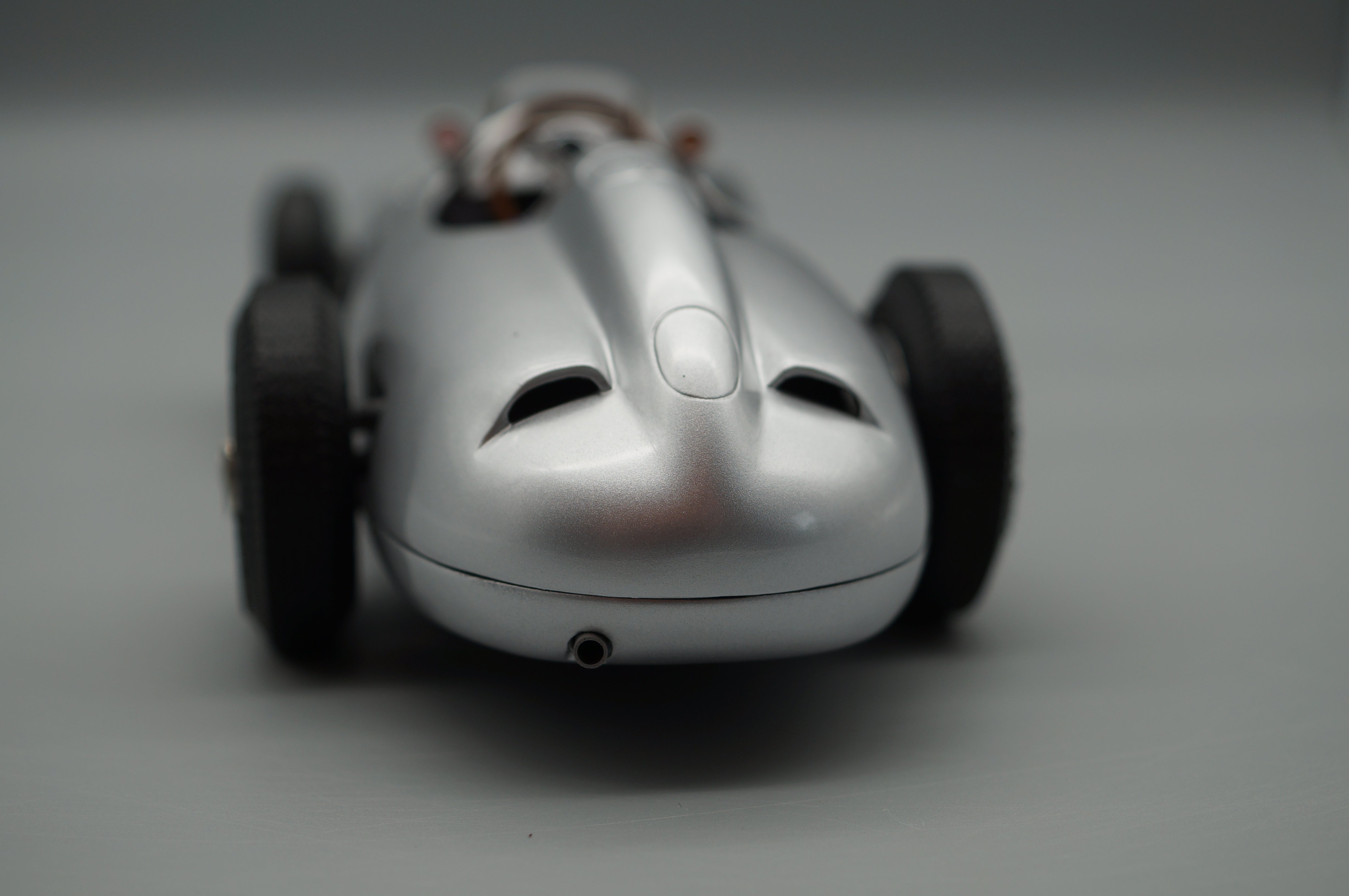 1/18 Mercedes-Benz W196 Monoposto CMC M-006 -pre-owned- AA496