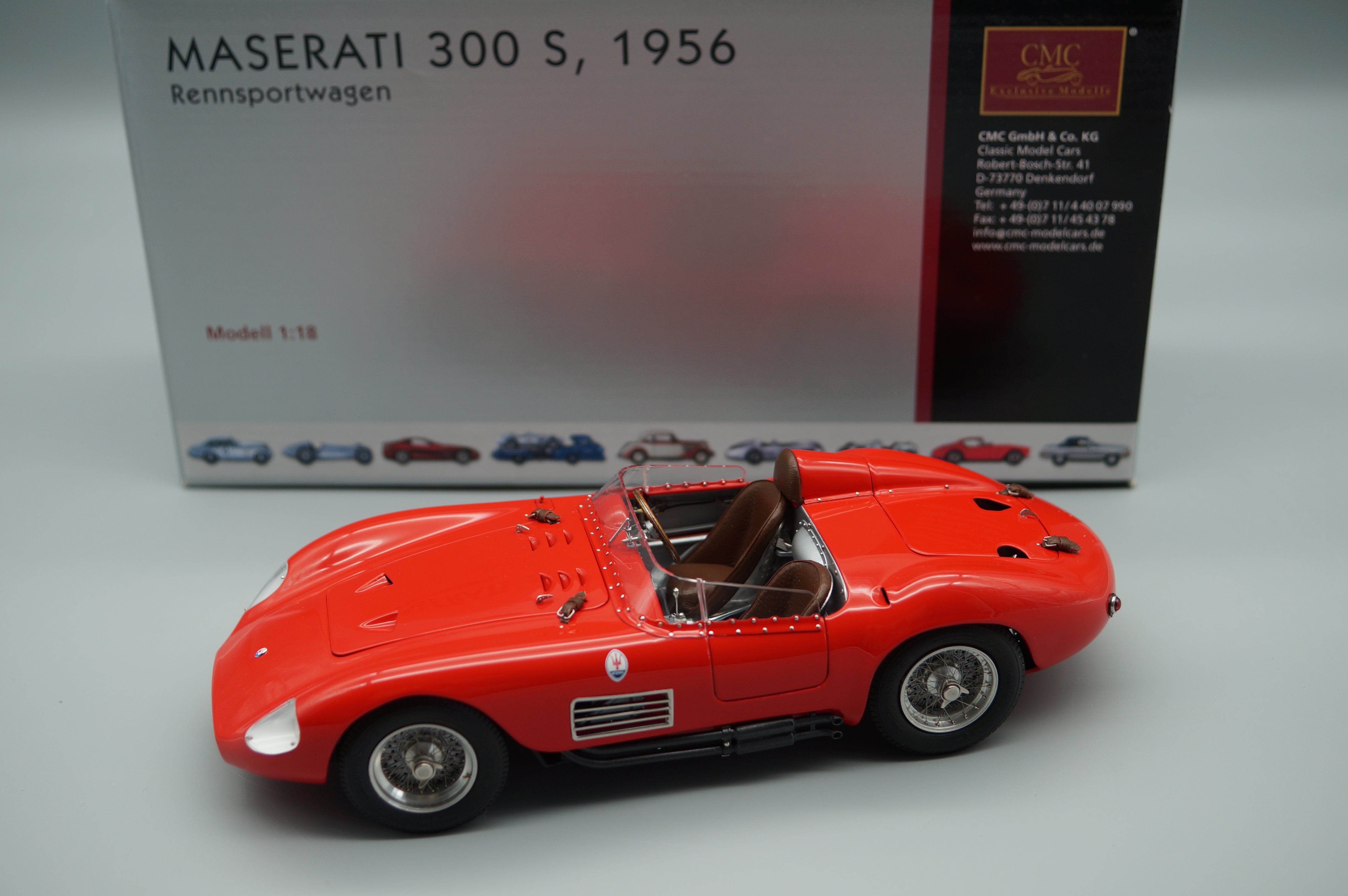 1:18 Maserati 300S Rennsportwagen 1956 CMC M-105 -pre-owned- AA446