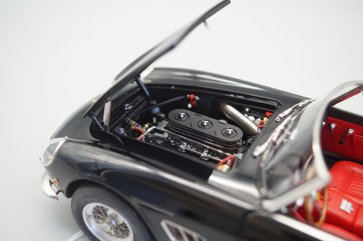 1/18 Ferrari 250 SWB California Spyder 1961 black #1565/2500 CMC M-094 -pre-owned -FH303