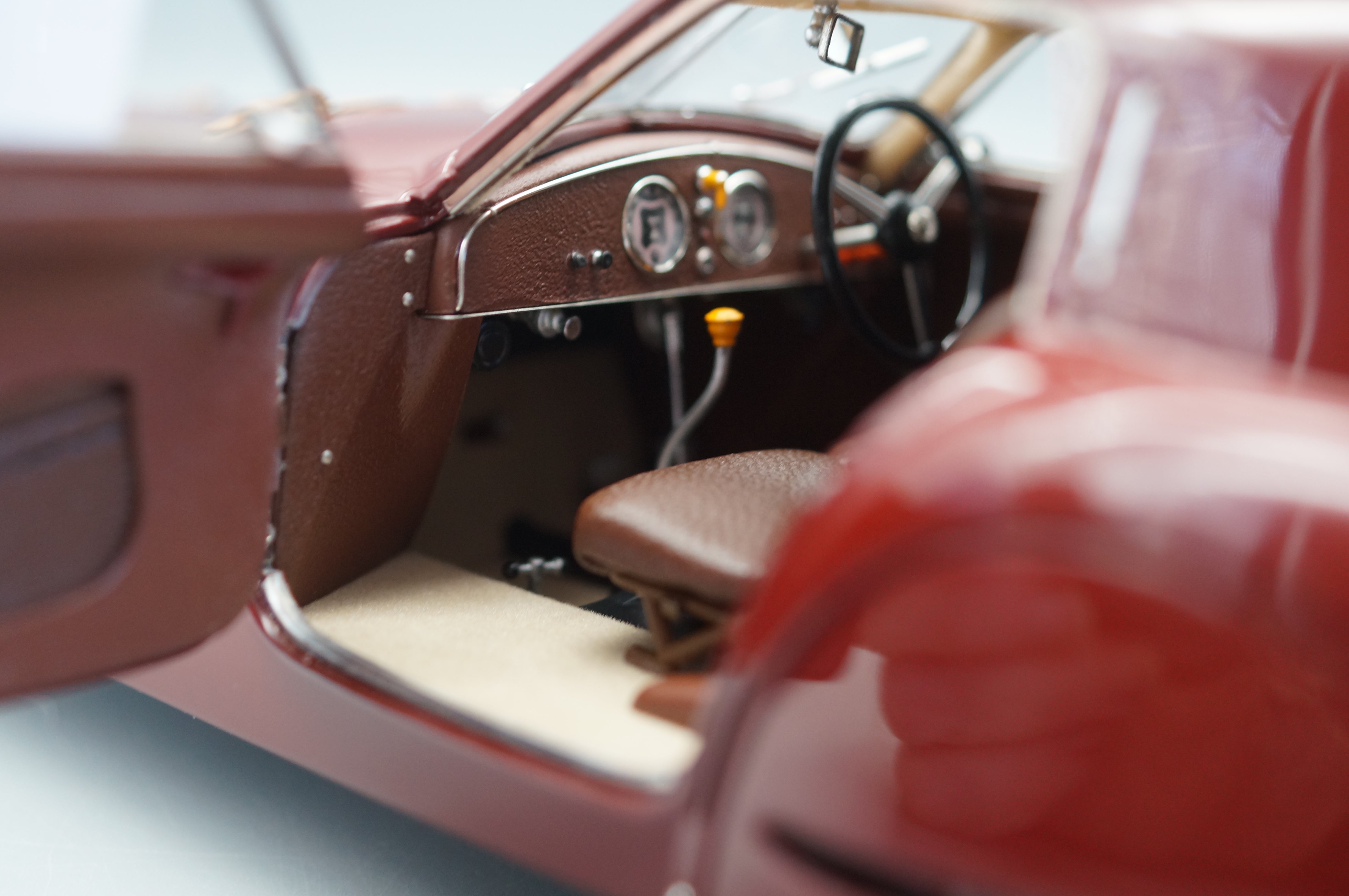 1/18 Alfa Romeo 8C 2900B Speciale Touring Coupe 1938 #2211 CMC M-107 -pre-owned