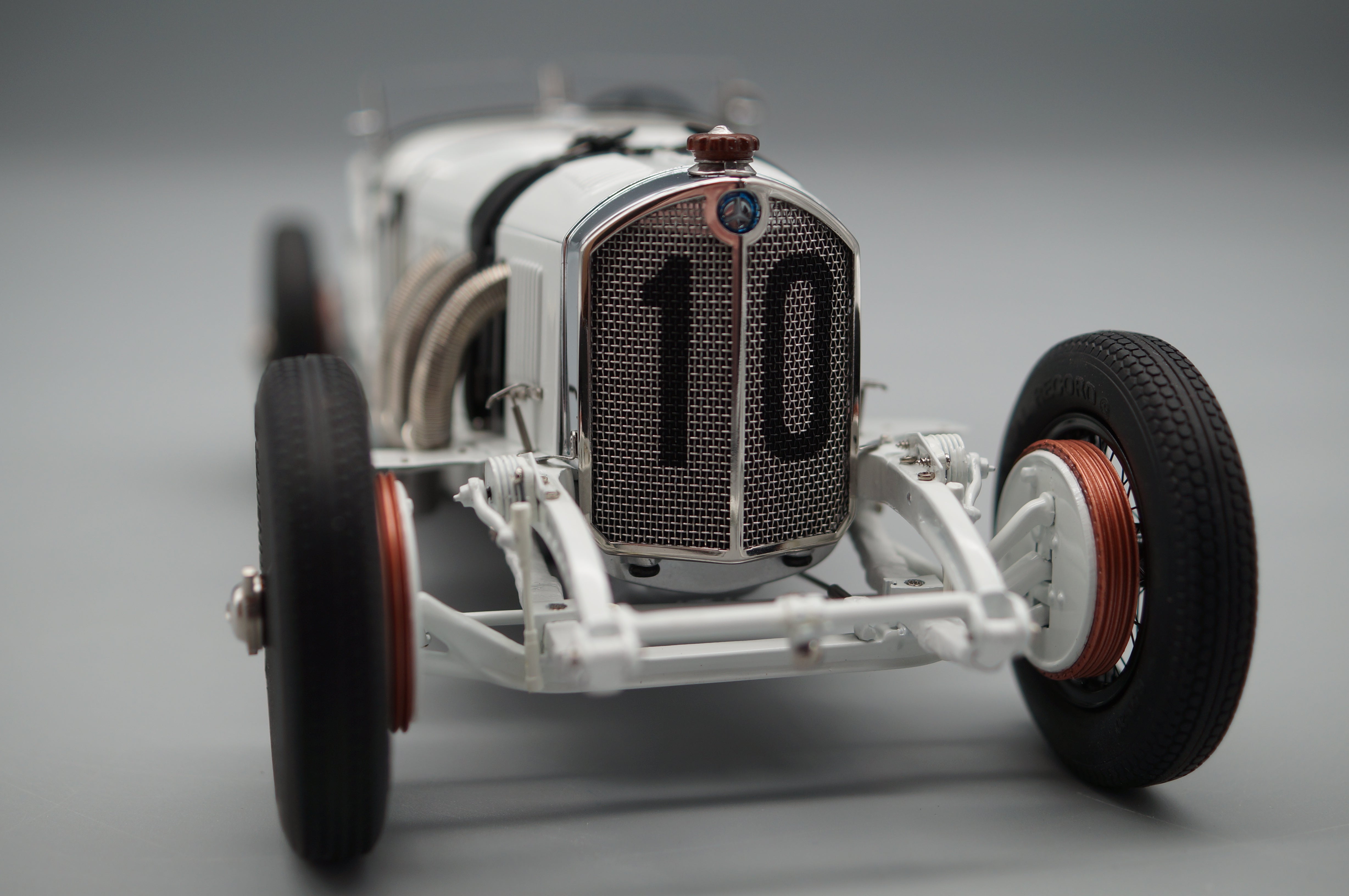 1/18 Mercedes-Benz SSKL #10 Mille Miglia 1931 Hans Stuck CMC M-188 - pre-owned- TS449