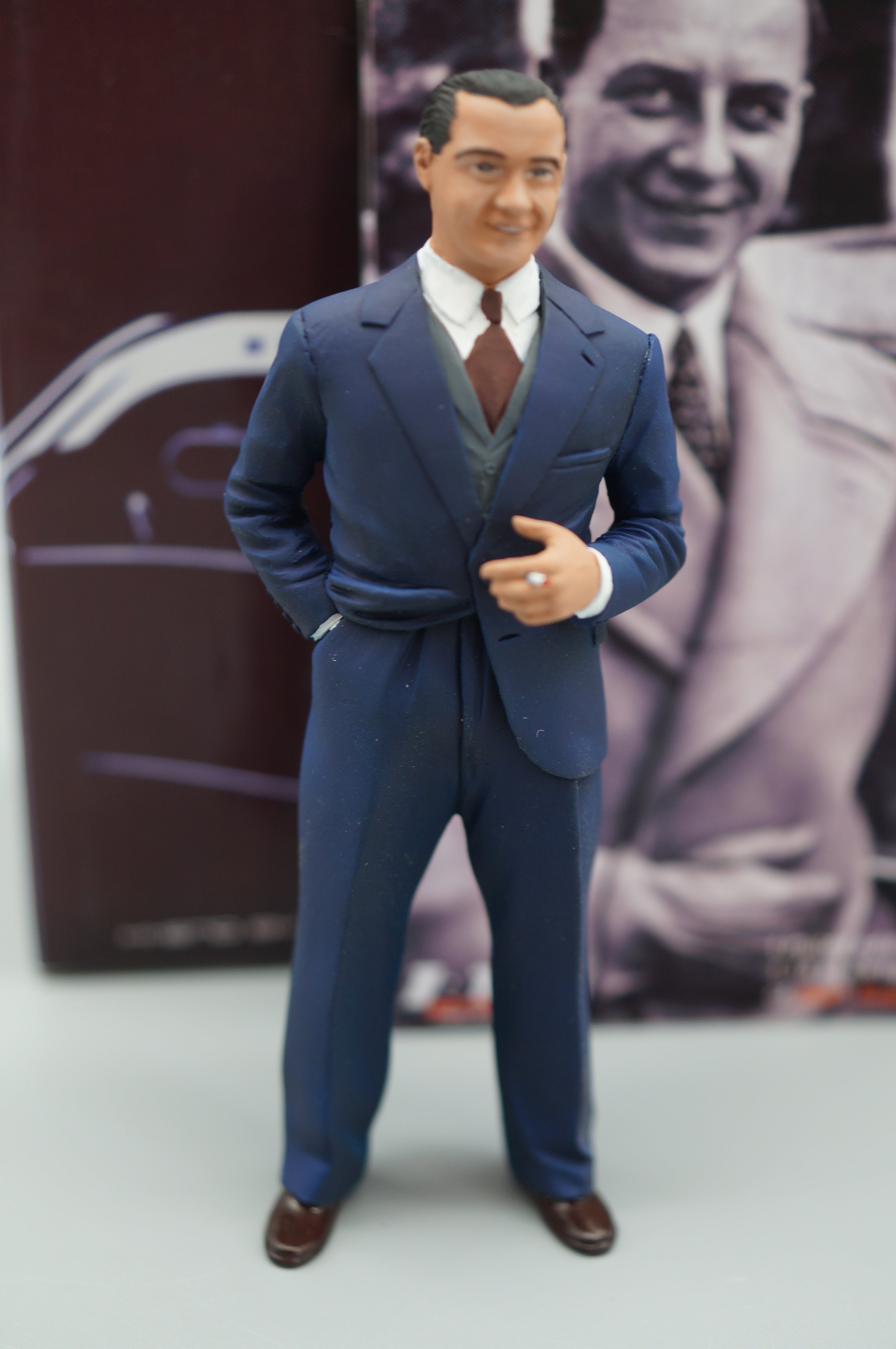 1/18 JEAN BUGATTI von SF Scale Figures - Handarbeit - SF118085 -pre-owned- TS670