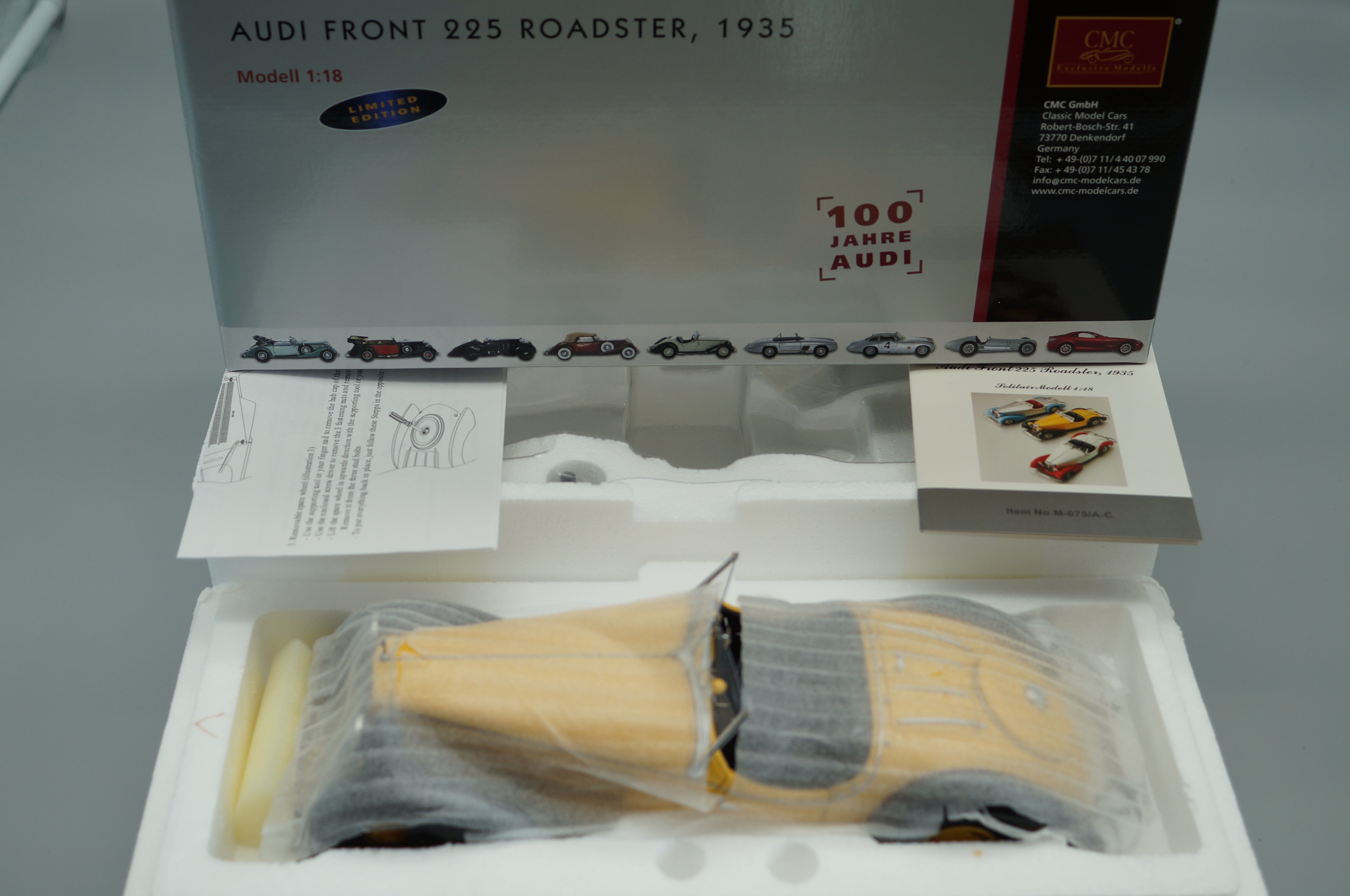 Audi Front 225 Roadster black-yellow CMC M-075A -pre-owned- TS674