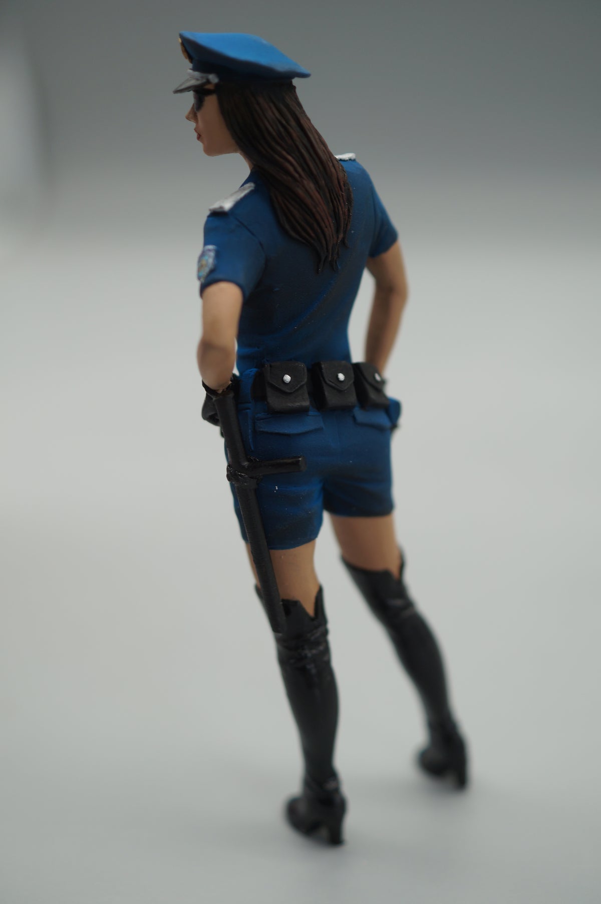 1/18 POLICE GIRL von SF Scale Figures - Handarbeit -pre-owned