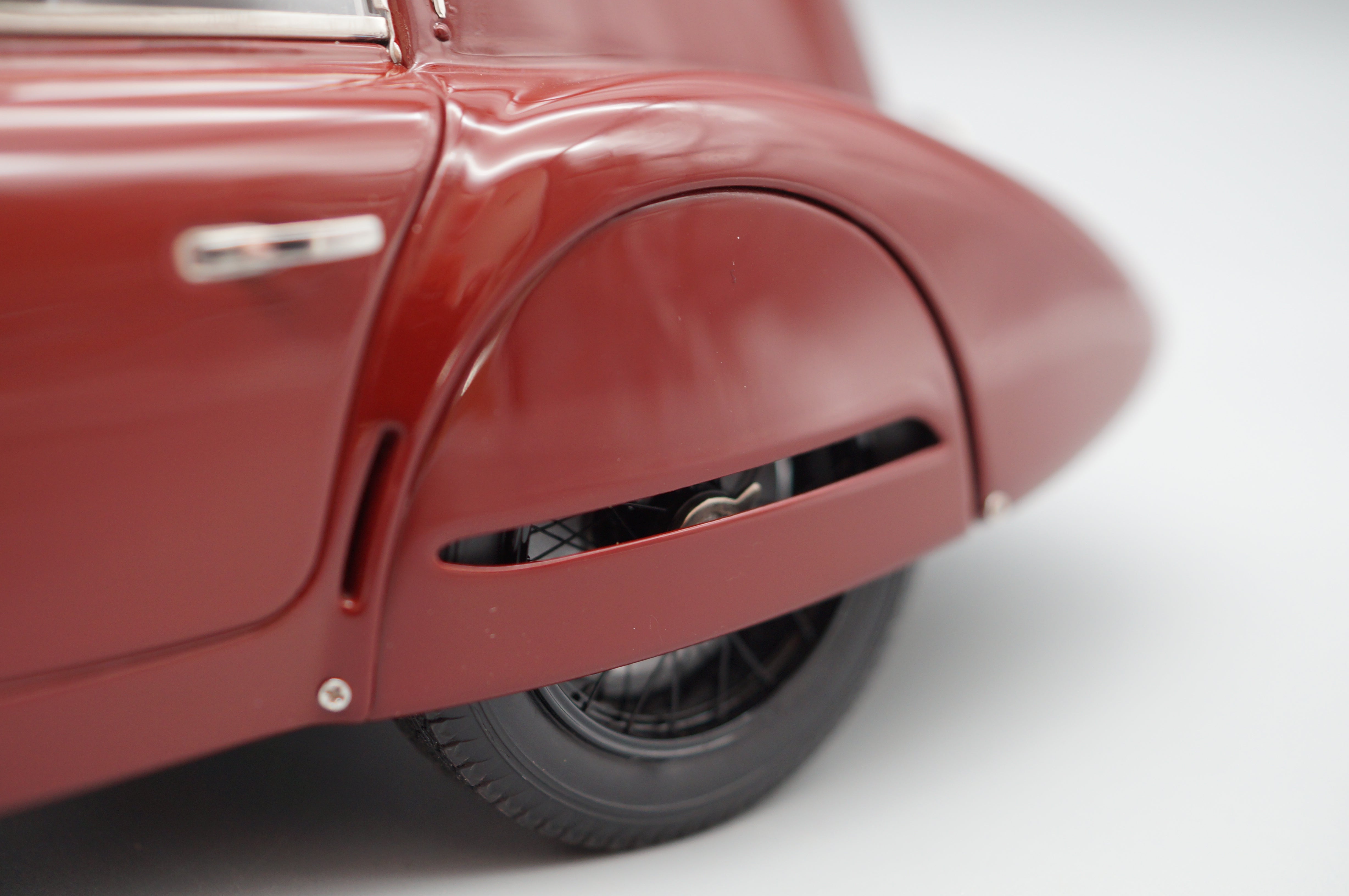 Alfa Romeo 8C 2900B Speciale Touring Coupe 1938 CMC M-107 -pre-owned- TS675