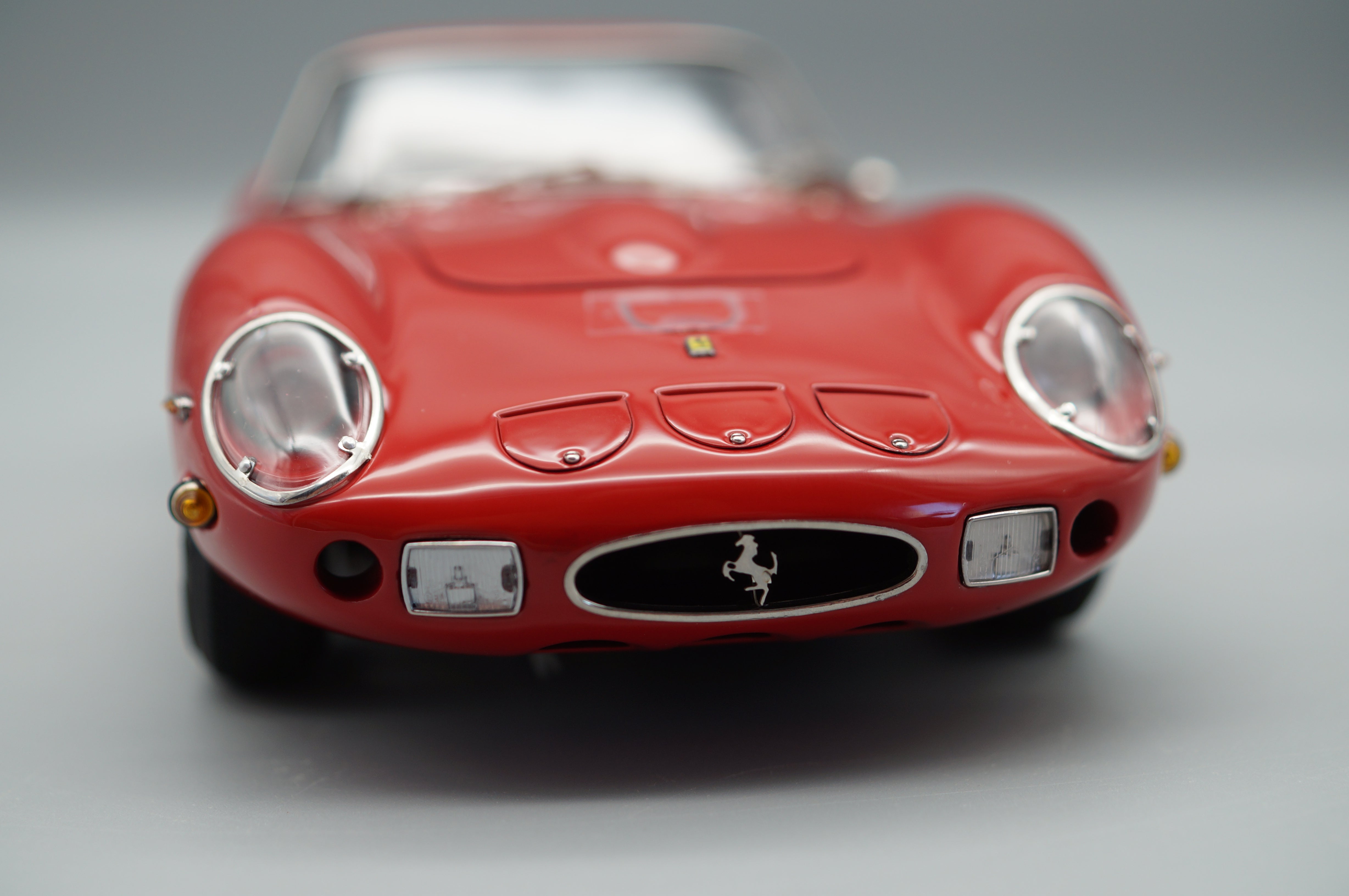 CMC Ferrari 250 GTO 1962 RED CMC M-154 -PRE OWNED-