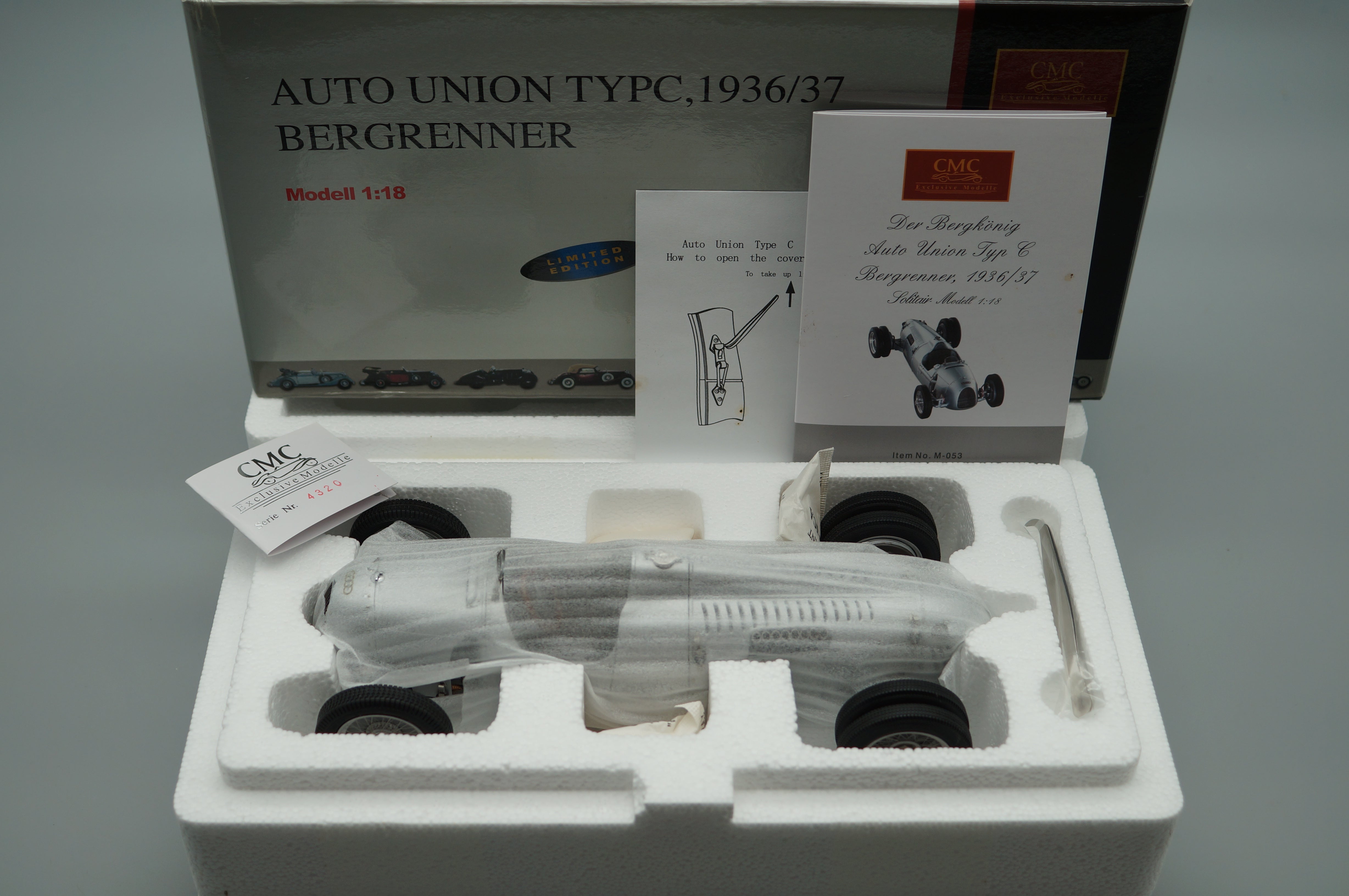 1/18 Auto Union Typ C 'Bergrenner' Bernd Rosemeyer CMC M-053