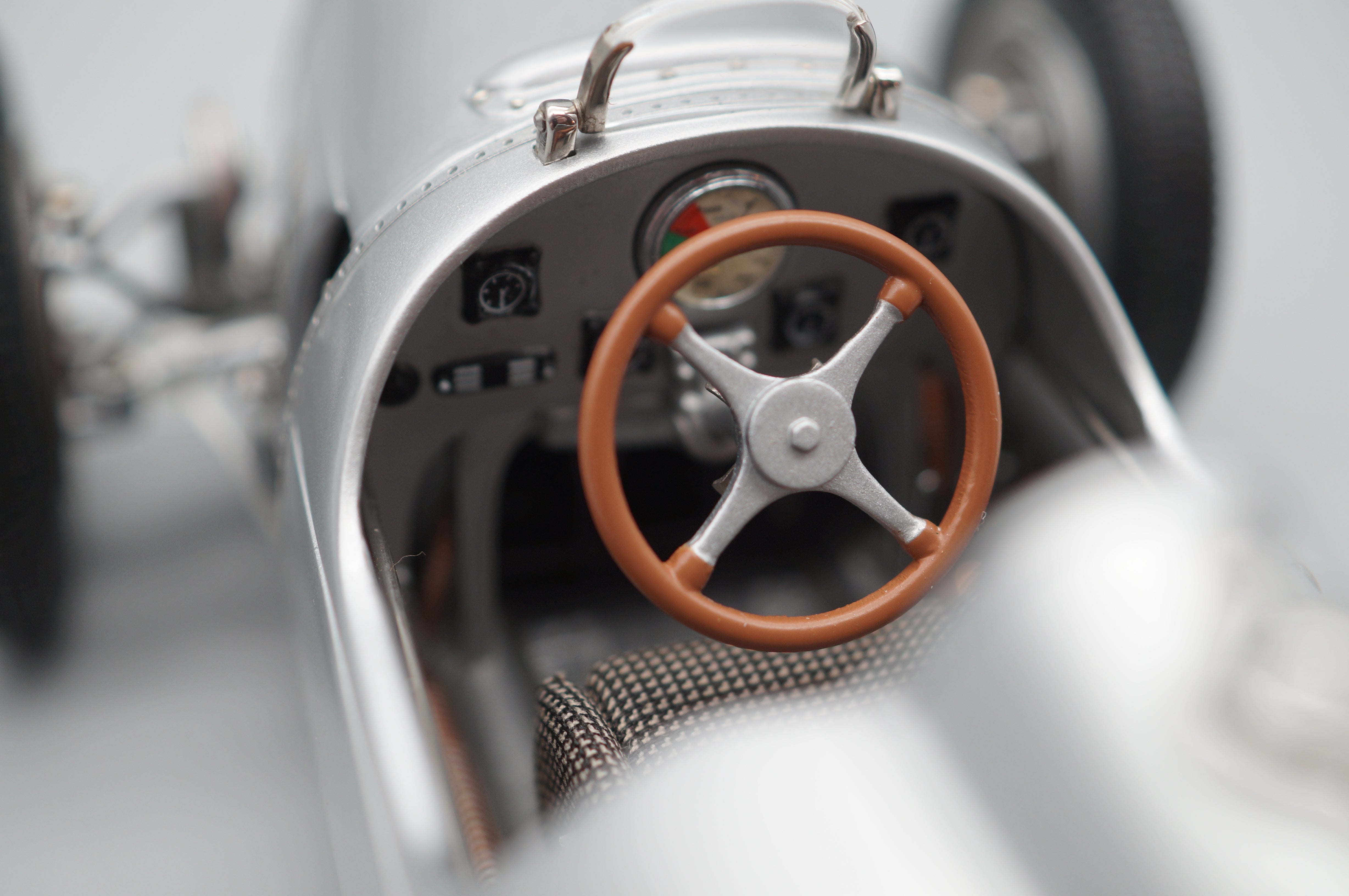 1/18 Auto Union Typ C 'Bergrenner' Bernd Rosemeyer CMC M-053