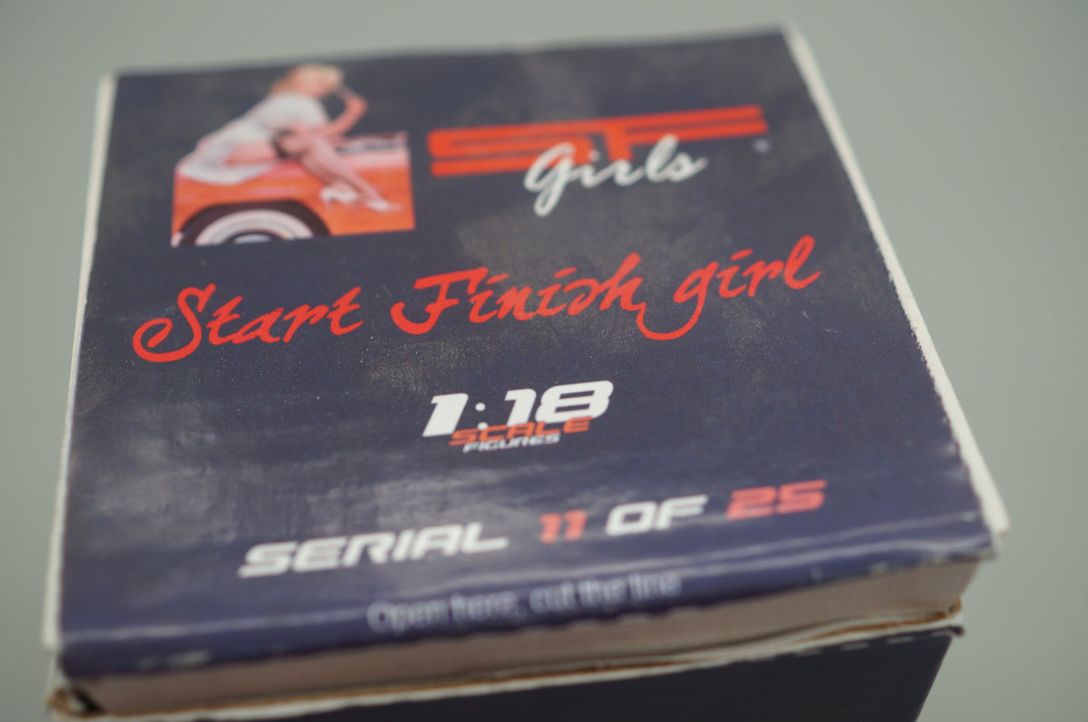 1/18 Start - Finish Girl von SF Scale Figures #09/25 oder #11/25 - Handarbeit - pre-owned