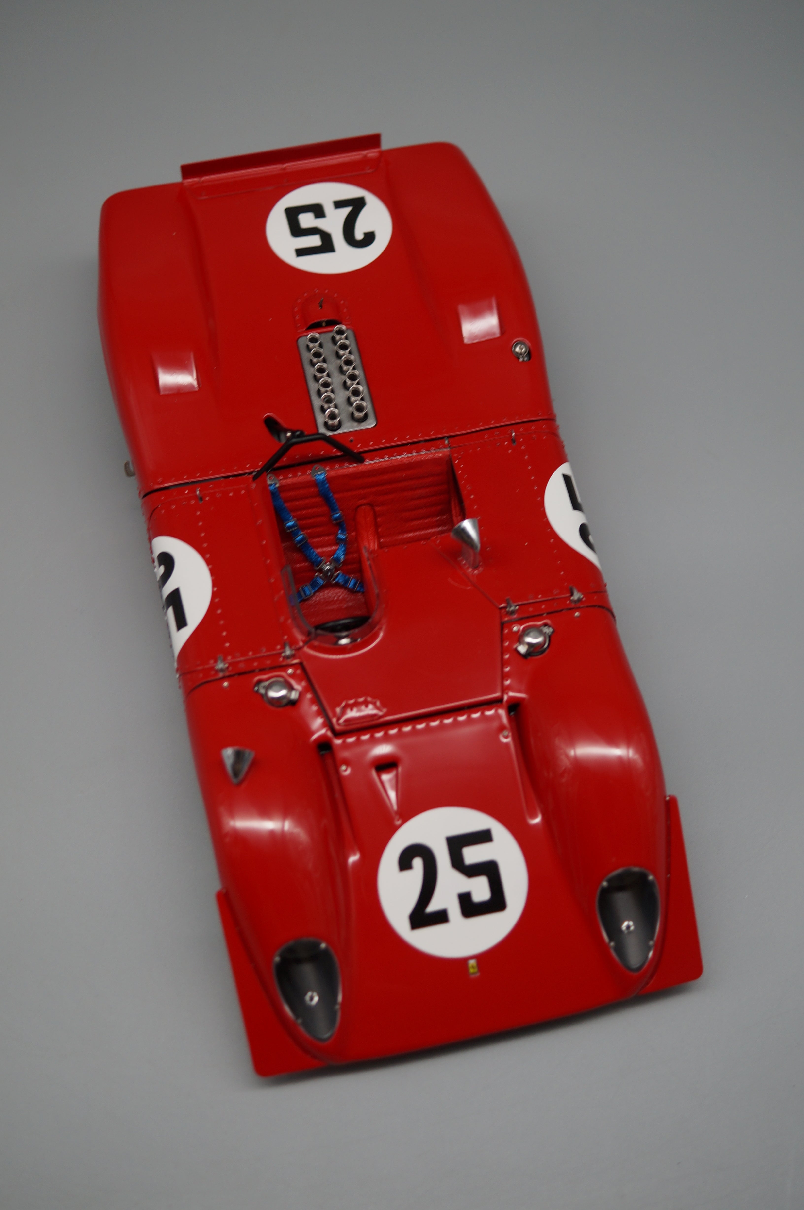 1/18 Ferrari 312P Spyder CMC M-095 -pre-owned-