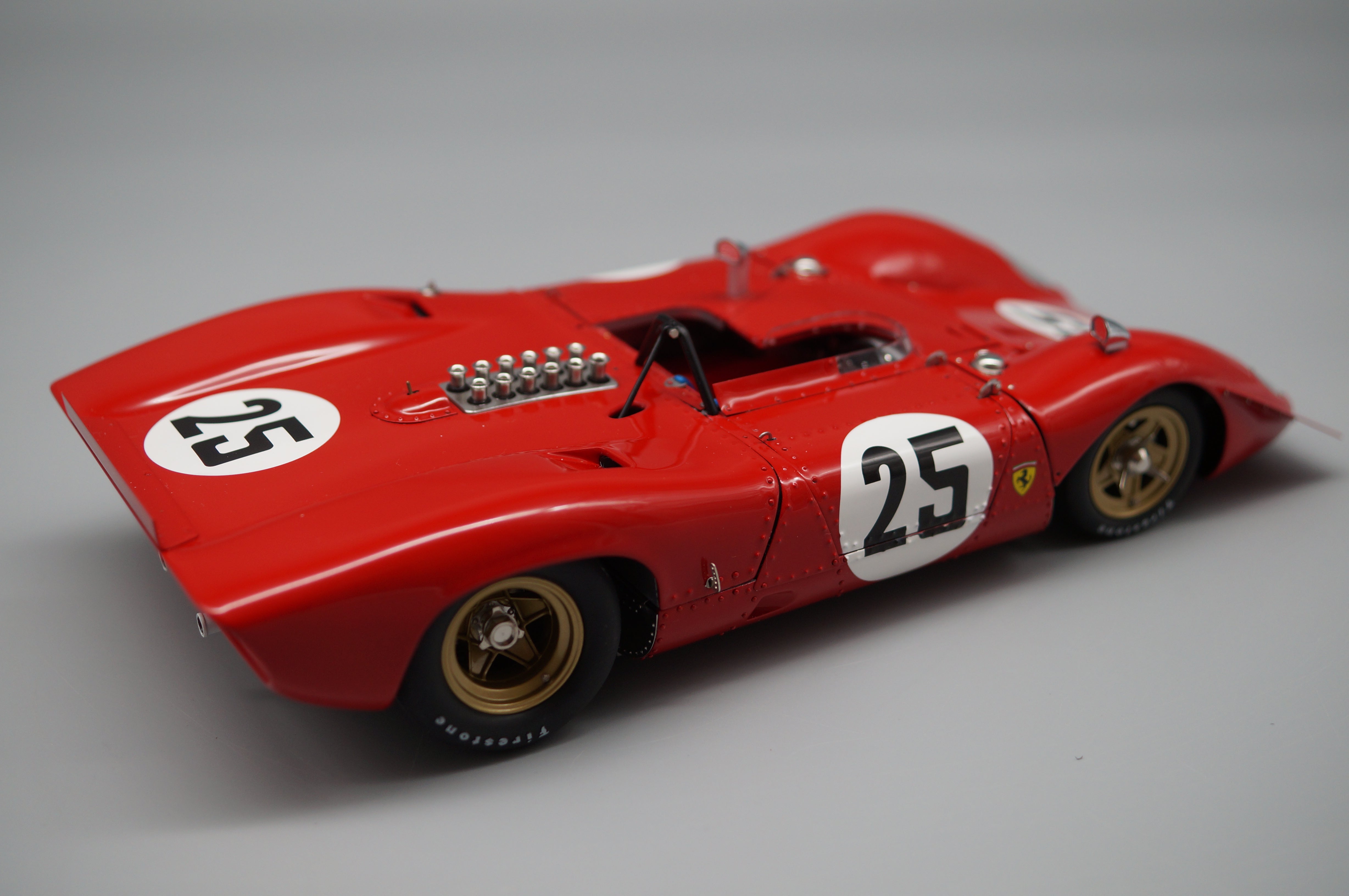 1/18 Ferrari 312P Spyder CMC M-095 -pre-owned-
