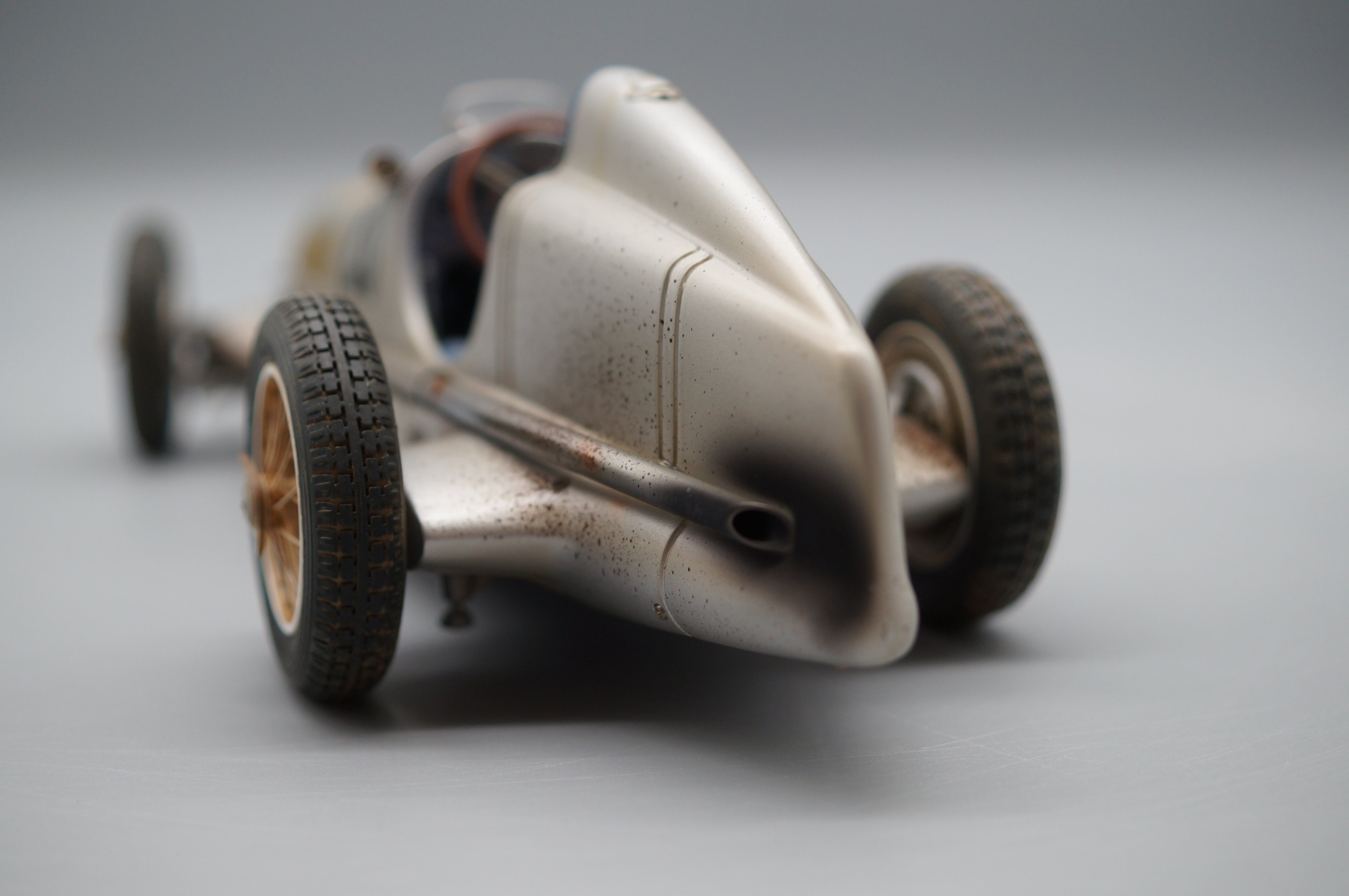 1/18 Mercedes-Benz W25 #20 'Dirty Hero' collectors edition 20 years CMC M-147 LE 1000 pcs