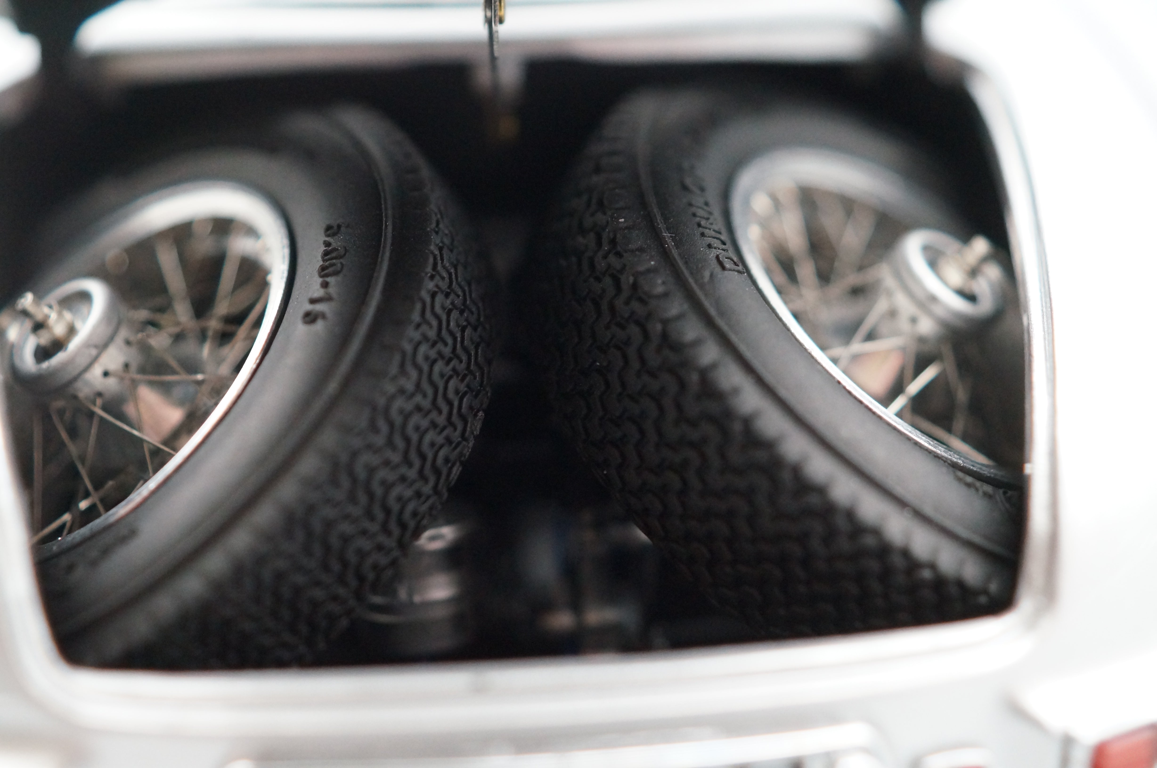 1/18 Mercedes-Benz 300 SLR Coupe 1955 Blaues Interieur CMC M-243