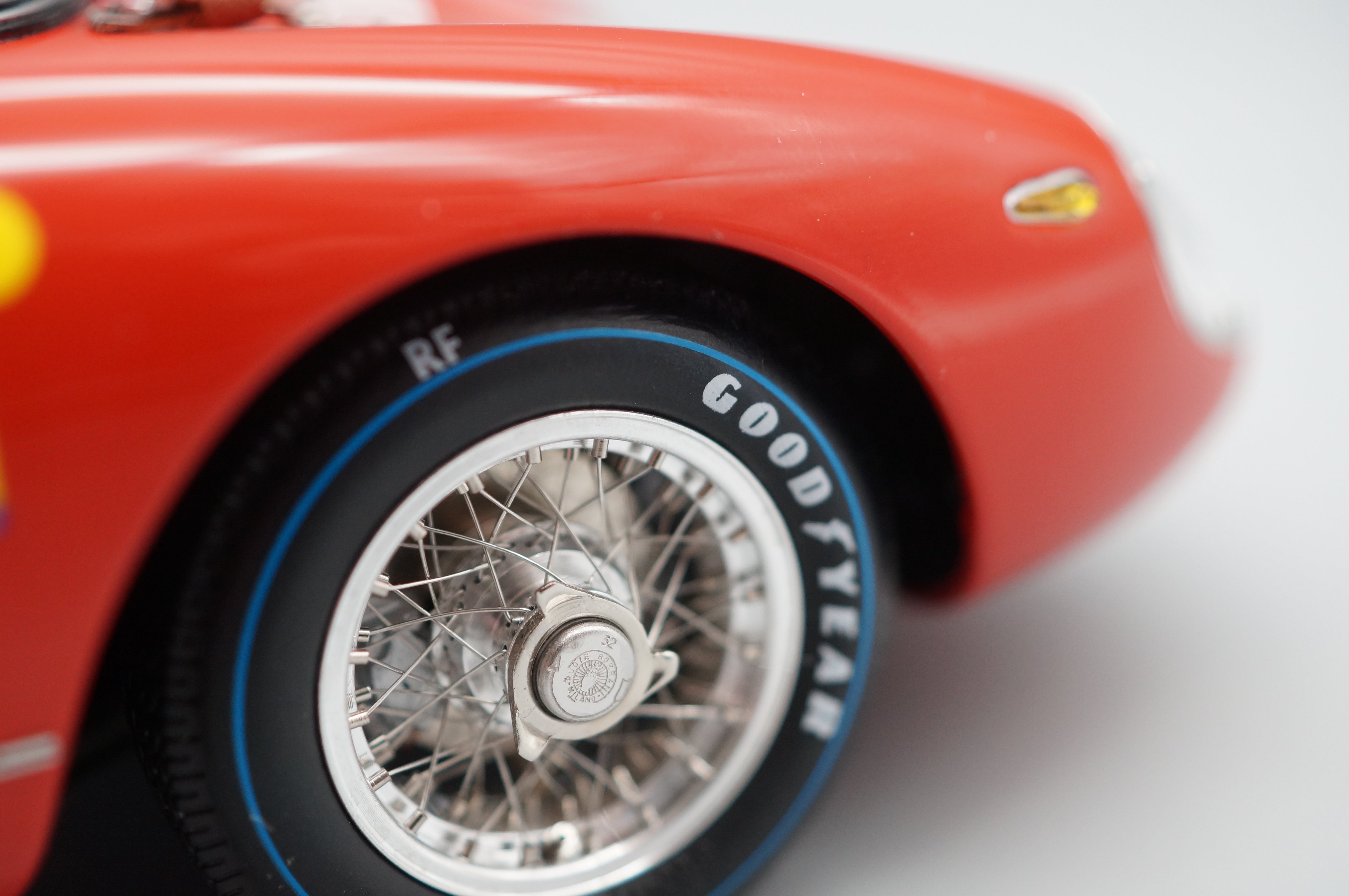 1/18 Ferrari 250 LM #21 RHD 24H Le Mans1965 Rindt/Gregory CMC M-263