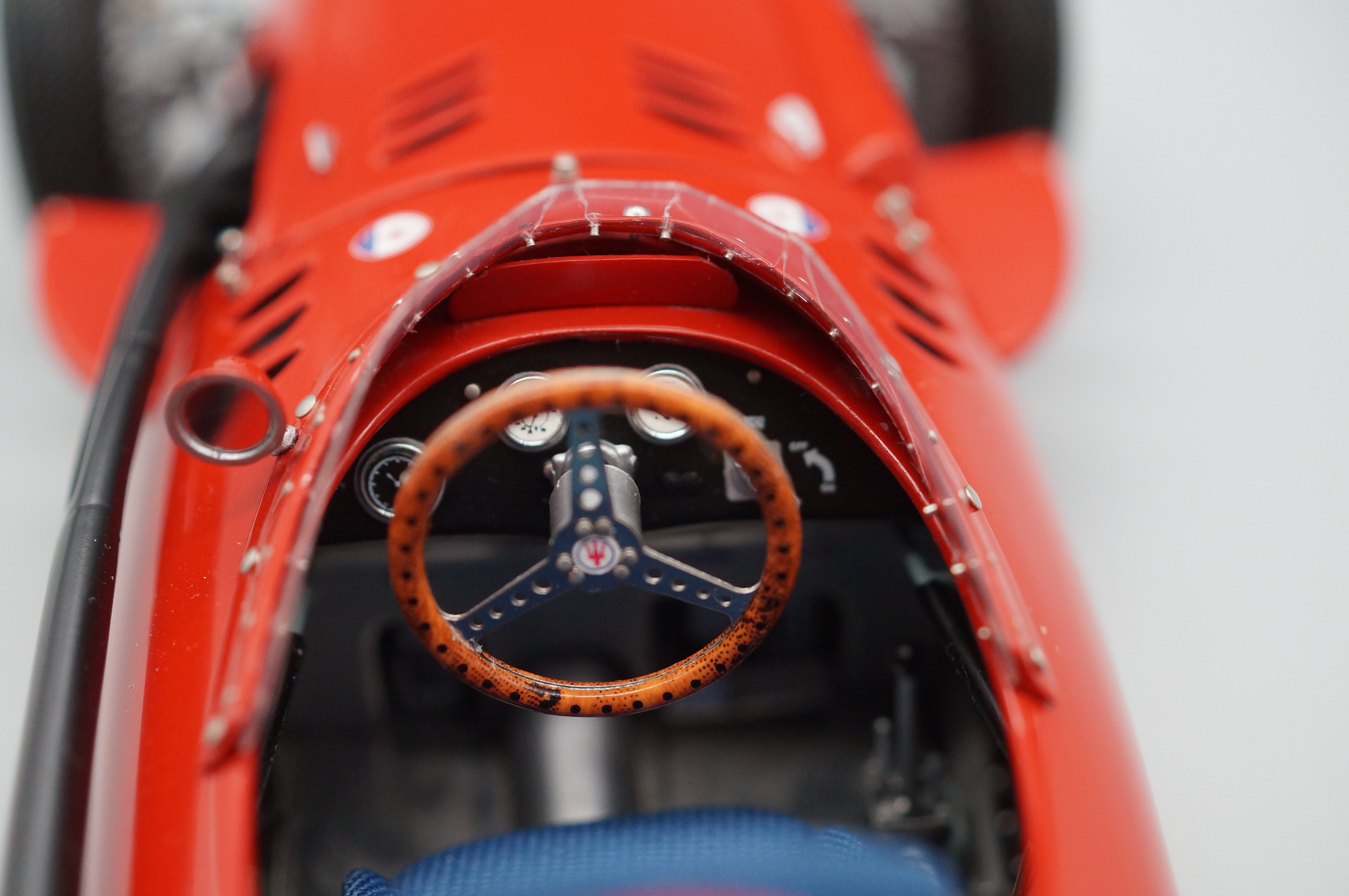 1/18 Maserati 250F #4017 CMC M-051 -pre-owned
