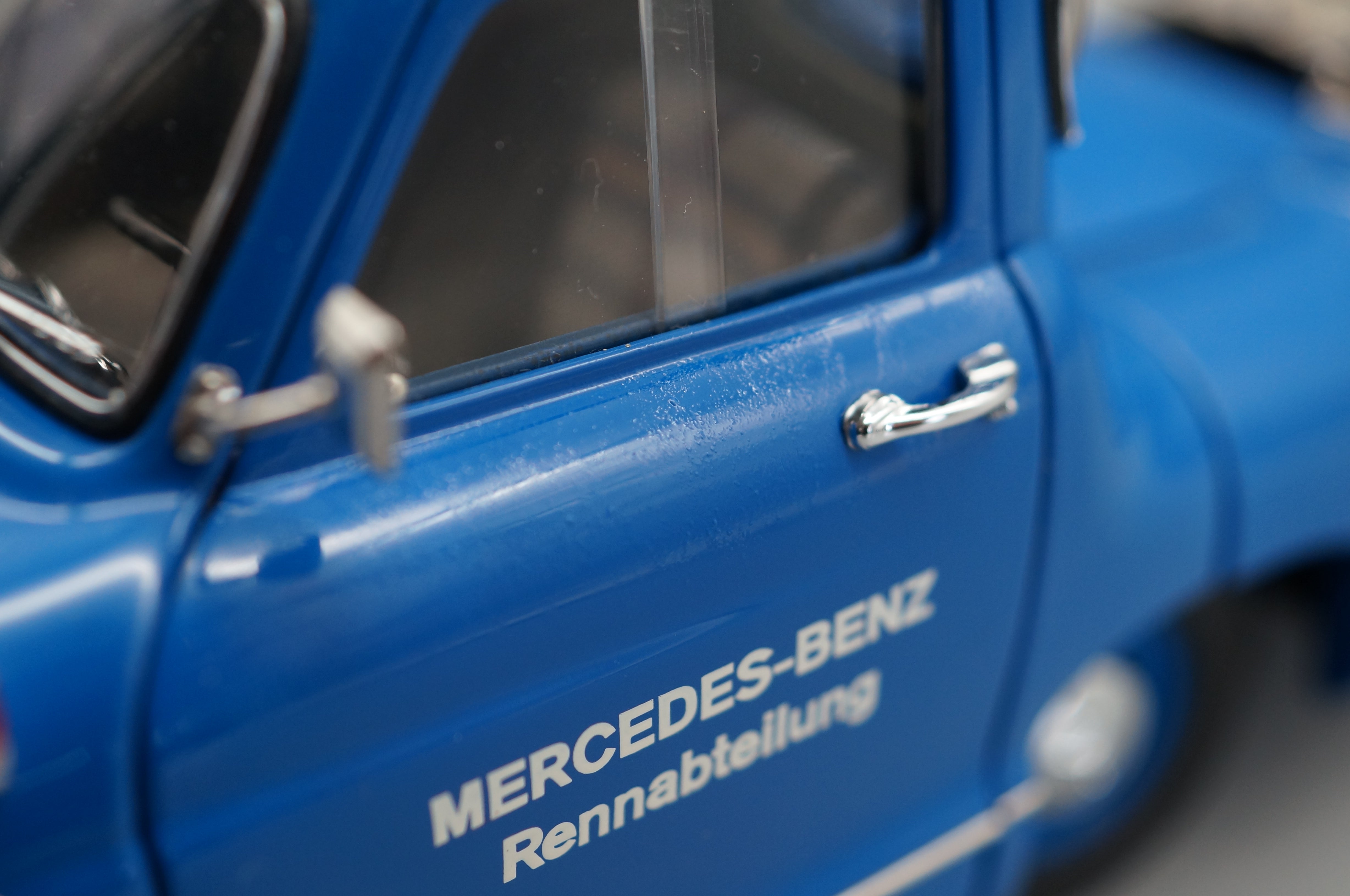 1/18 Mercedes-Benz Renntransporter Das blaue Wunder #1891 CMC M-036 - pre-owned