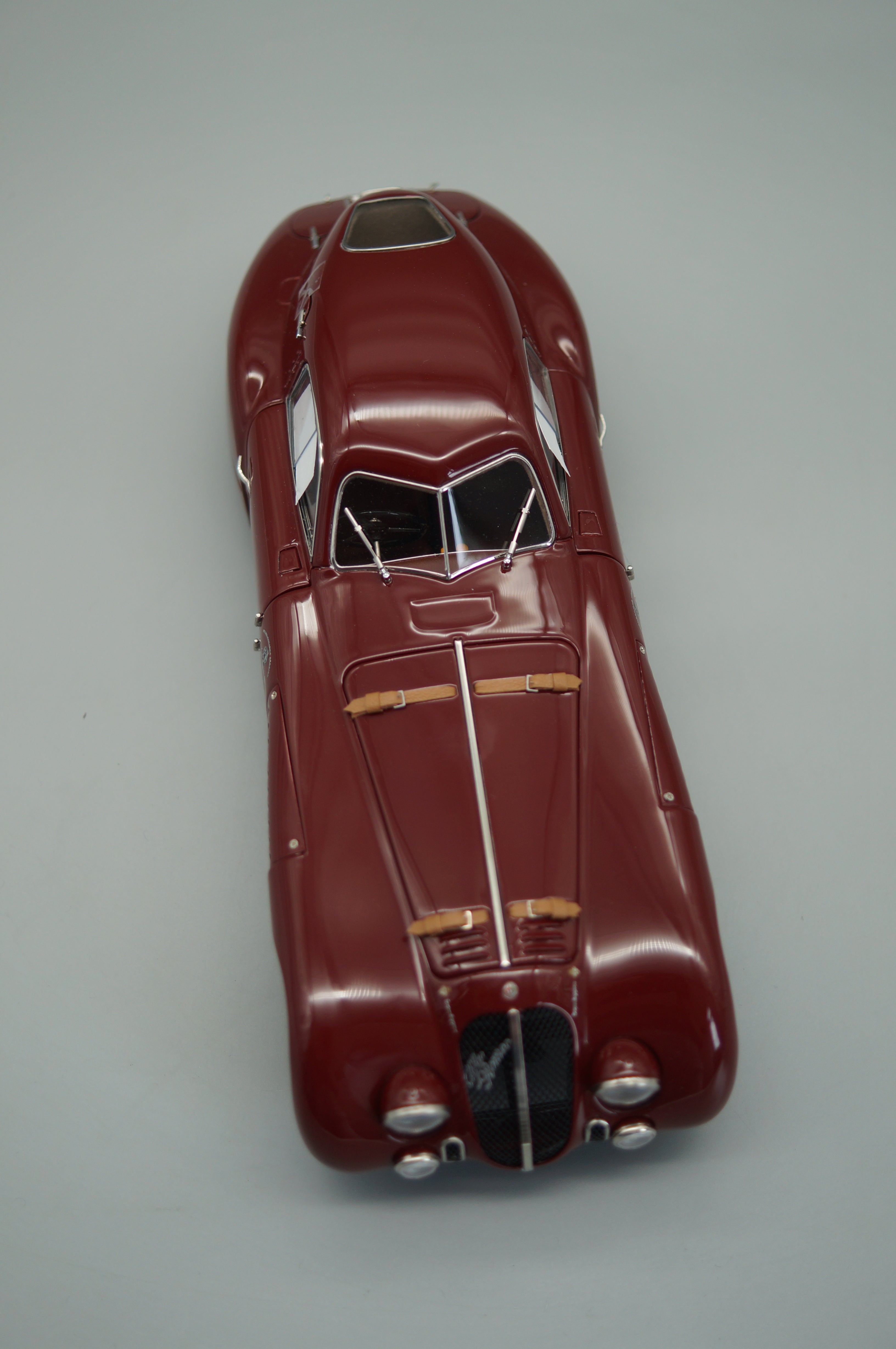 1/18 Alfa Romeo 8C 2900B Speciale Touring Coupe 1938 CMC M-107 -pre-owned-