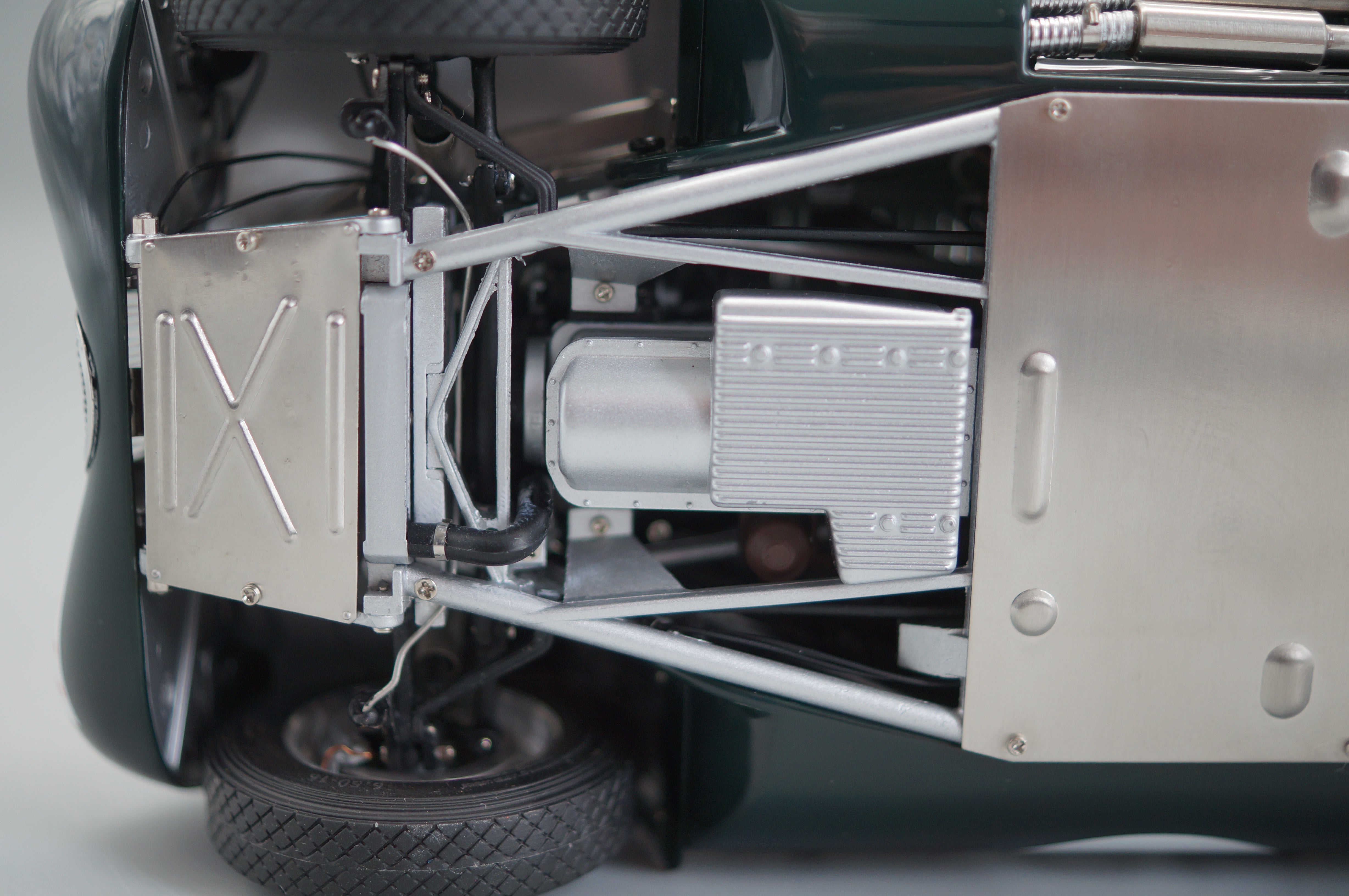 1:18 Jaguar C-Type #18 24h Le Mans Winner 1953 Rolt/Hamilton #1006/1500 CMC M-195 - pre-owned