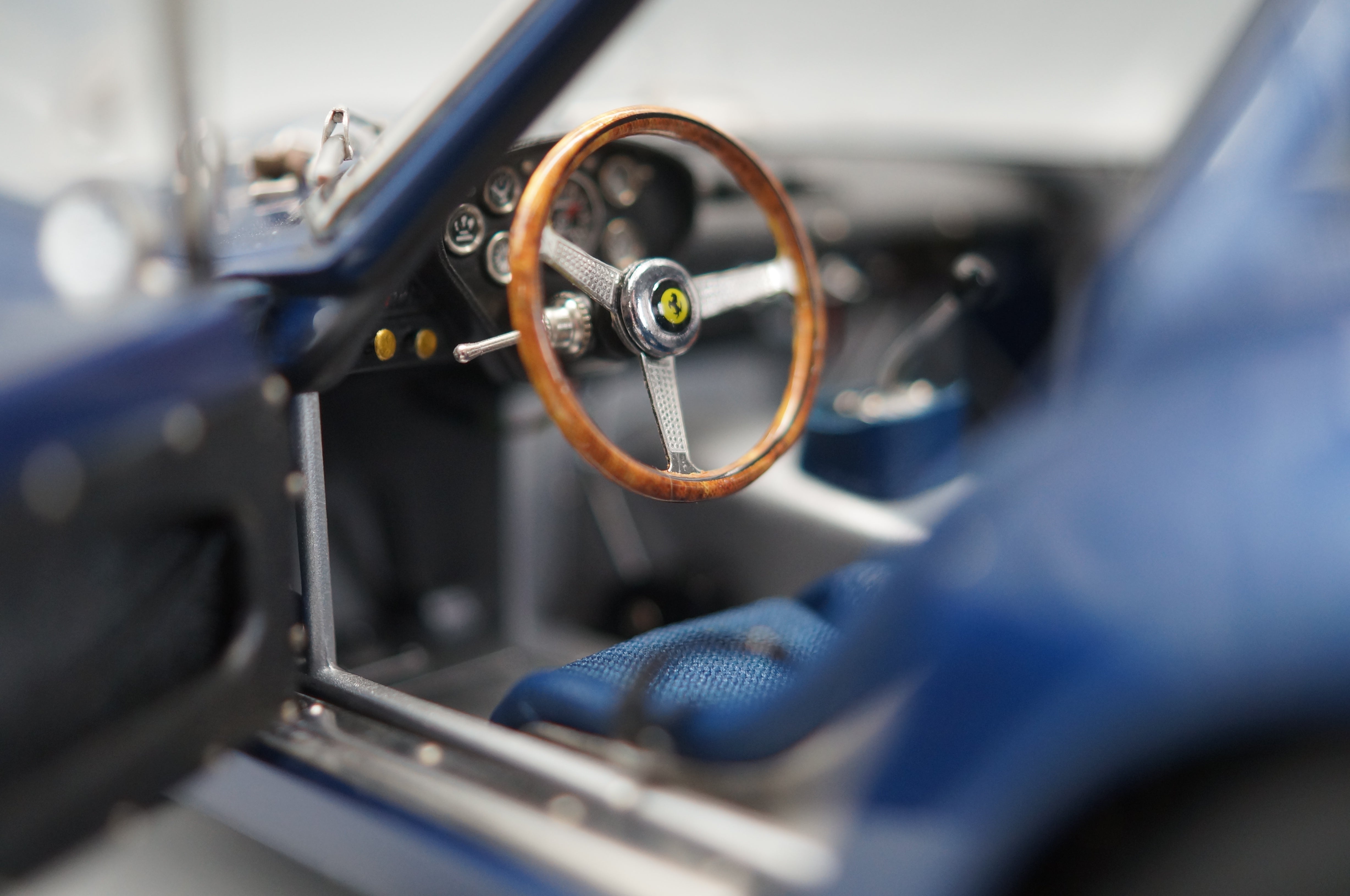 1/18 CMC Ferrari 250 GTO 1962 BLUE #1782 CMC M-152 -pre-owned-