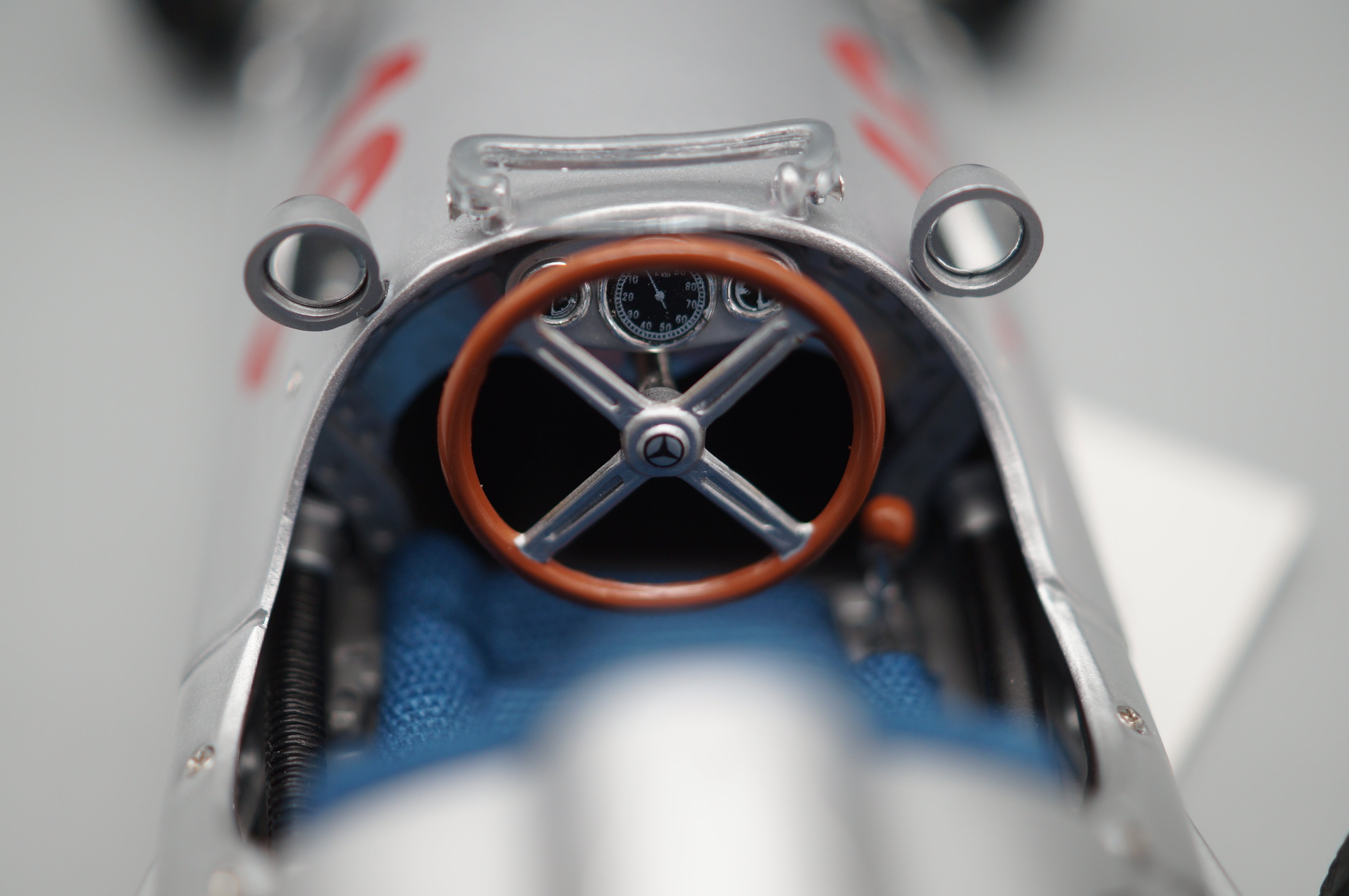 Mercedes-Benz W154 #16 Richard Seaman CMC M-098 LE 3,000