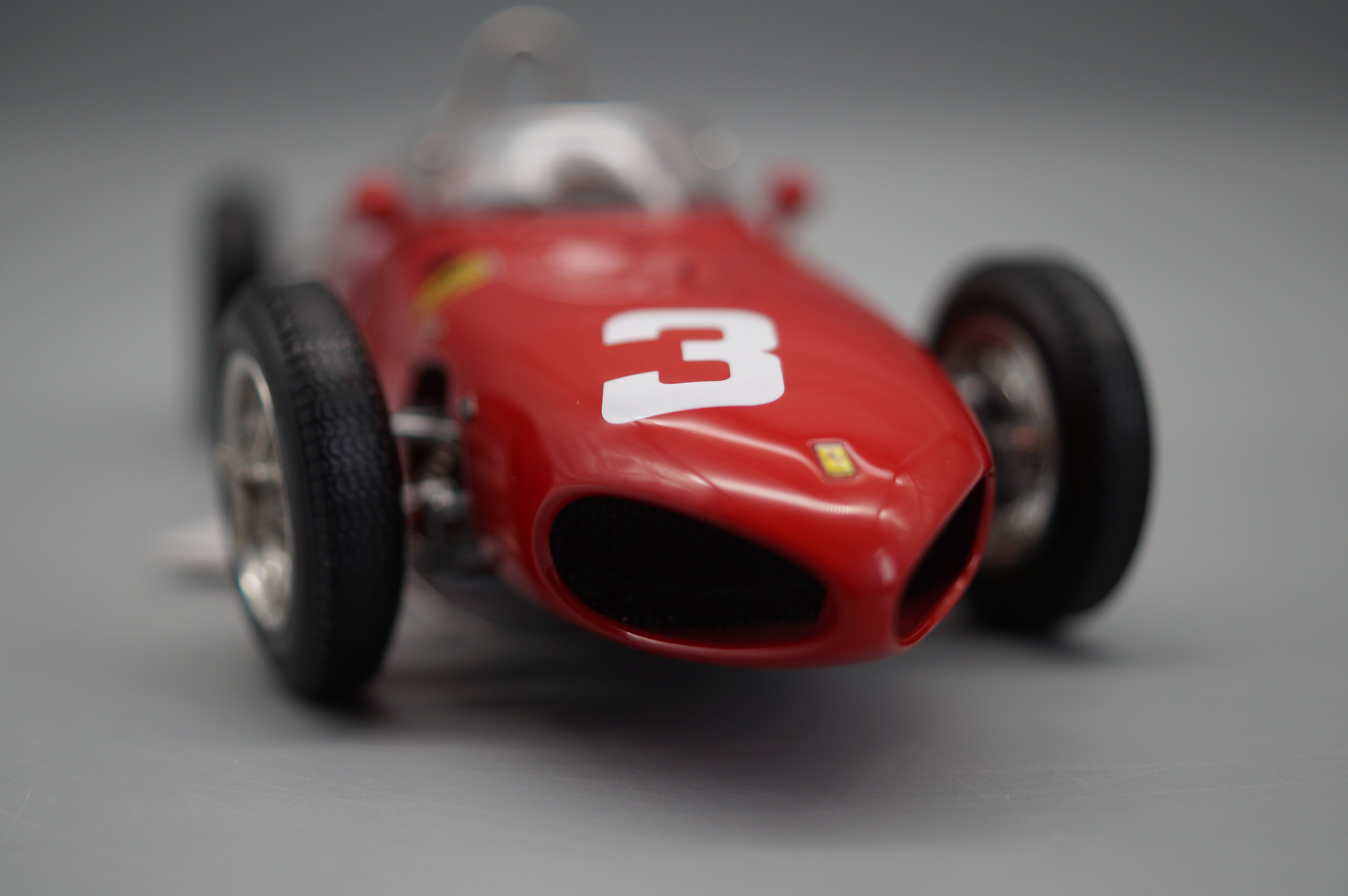 1/18 Ferrari 156 F1 'Sharknose' #3 von Trips Nürburgring #2614/6000 CMC M-069 - pre-owned