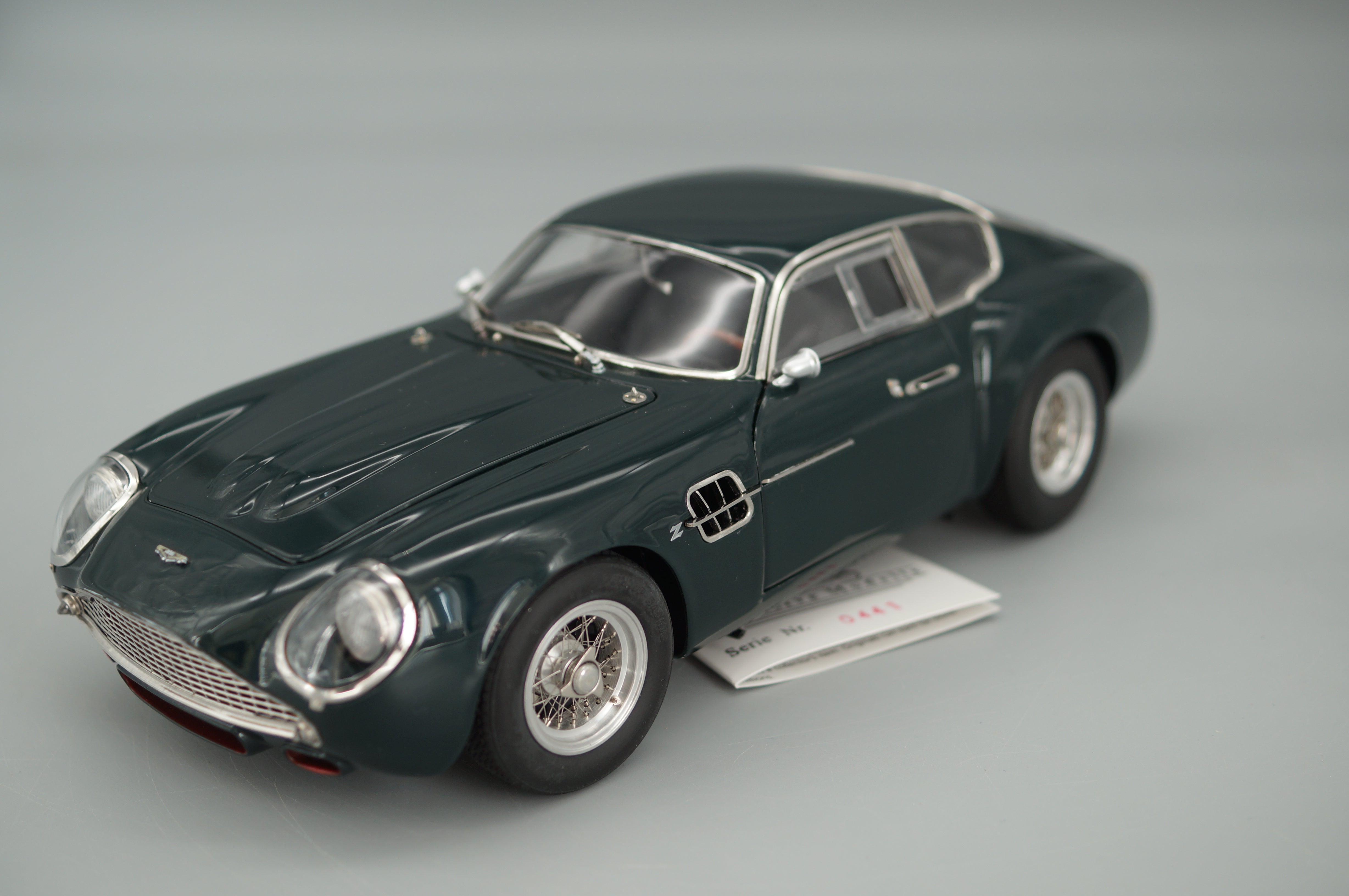 1/18 Aston Martin DB4 GT Zagato 'Goodwood green' #441 CMC M-150 -pre-owned