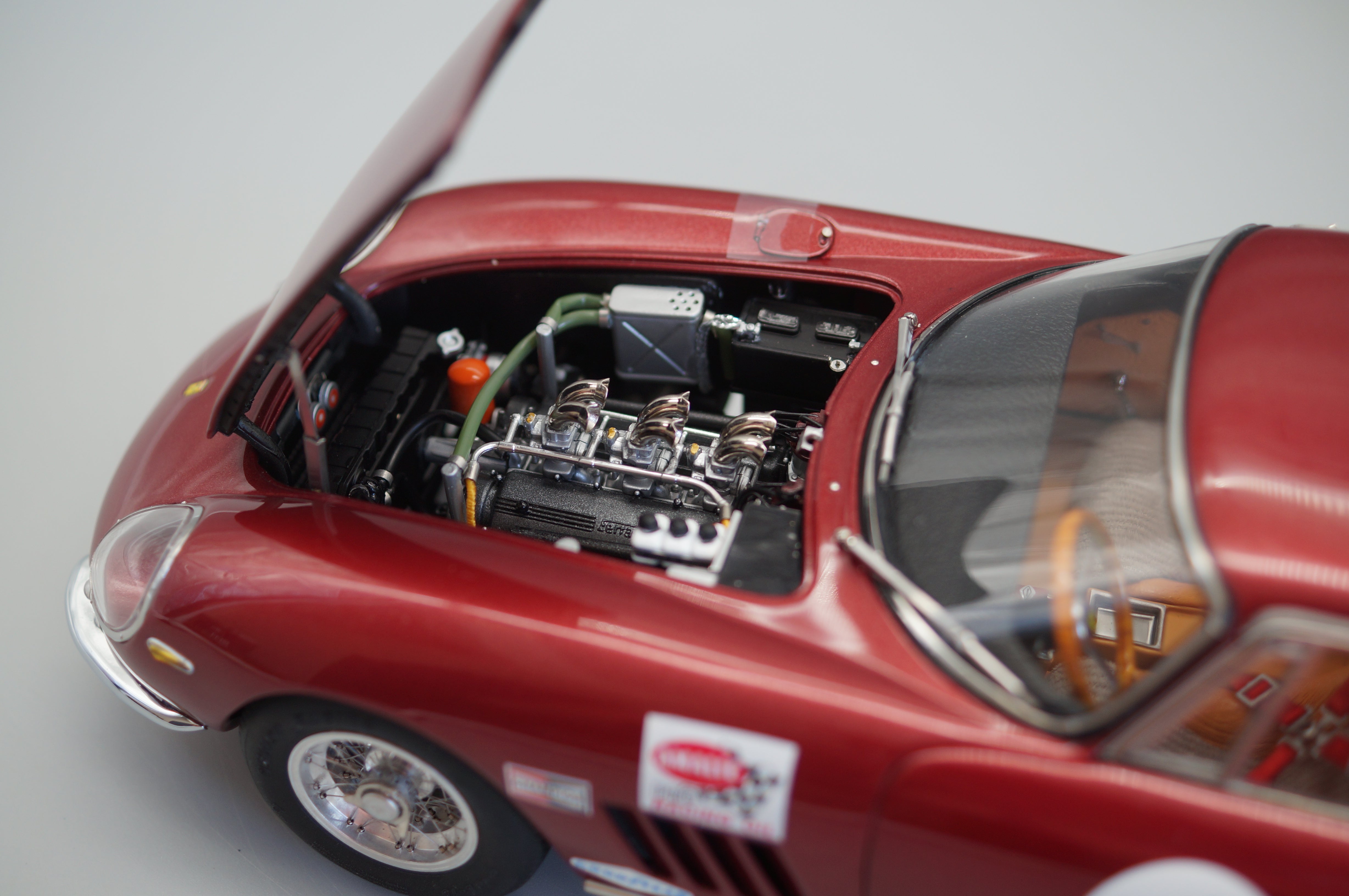1/18 Ferrari 275 GTB/C #4 Pedro Rodriguez Chassis 09063 from 1966 ruby red #0214/1000 CMC M-213 -pre-owned