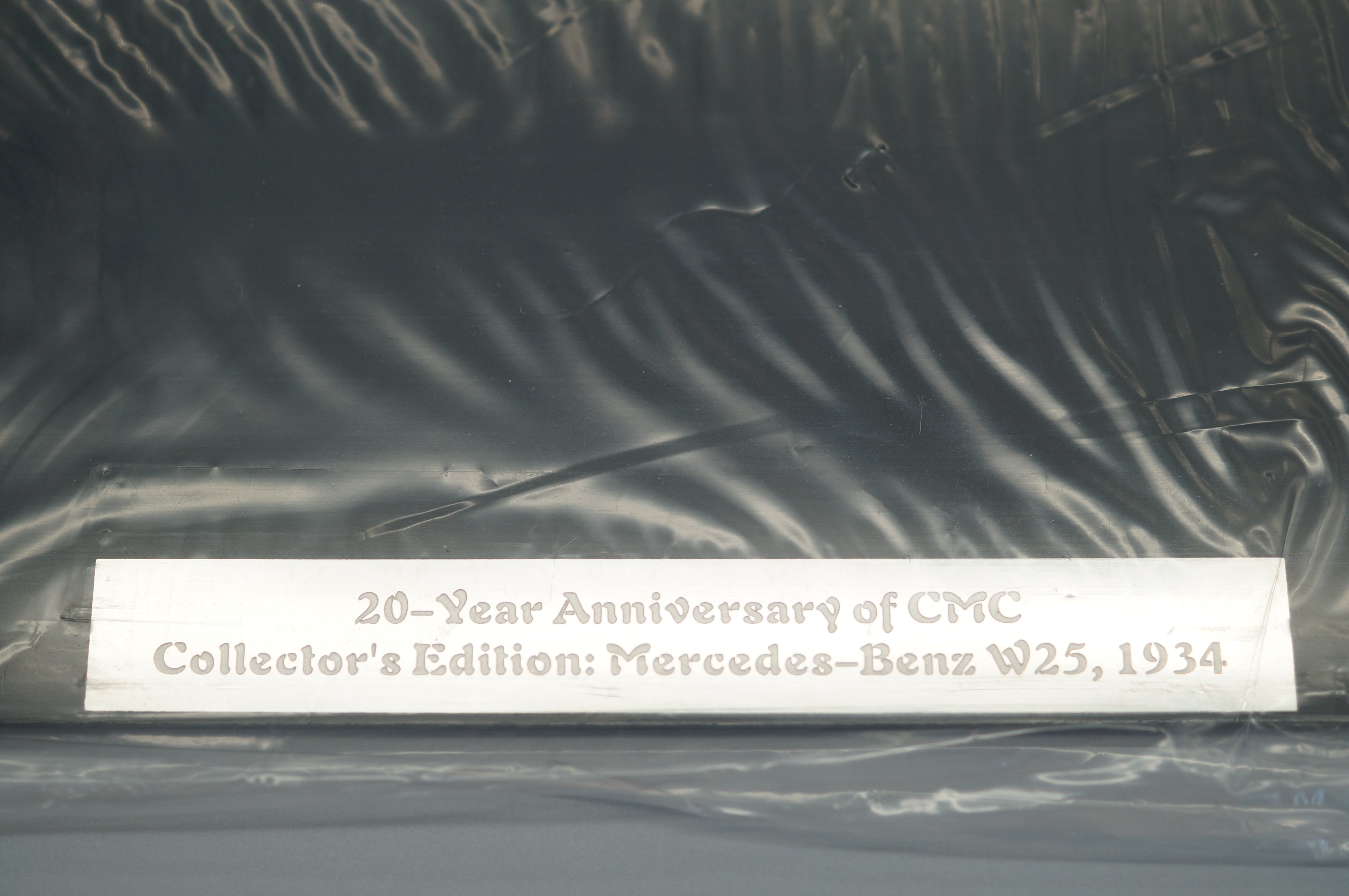 1/18 Mercedes-Benz W25 #20 'Dirty Hero' Collector's Edition 20 Years #0112/1000 CMC M-147 -Pre-Owned