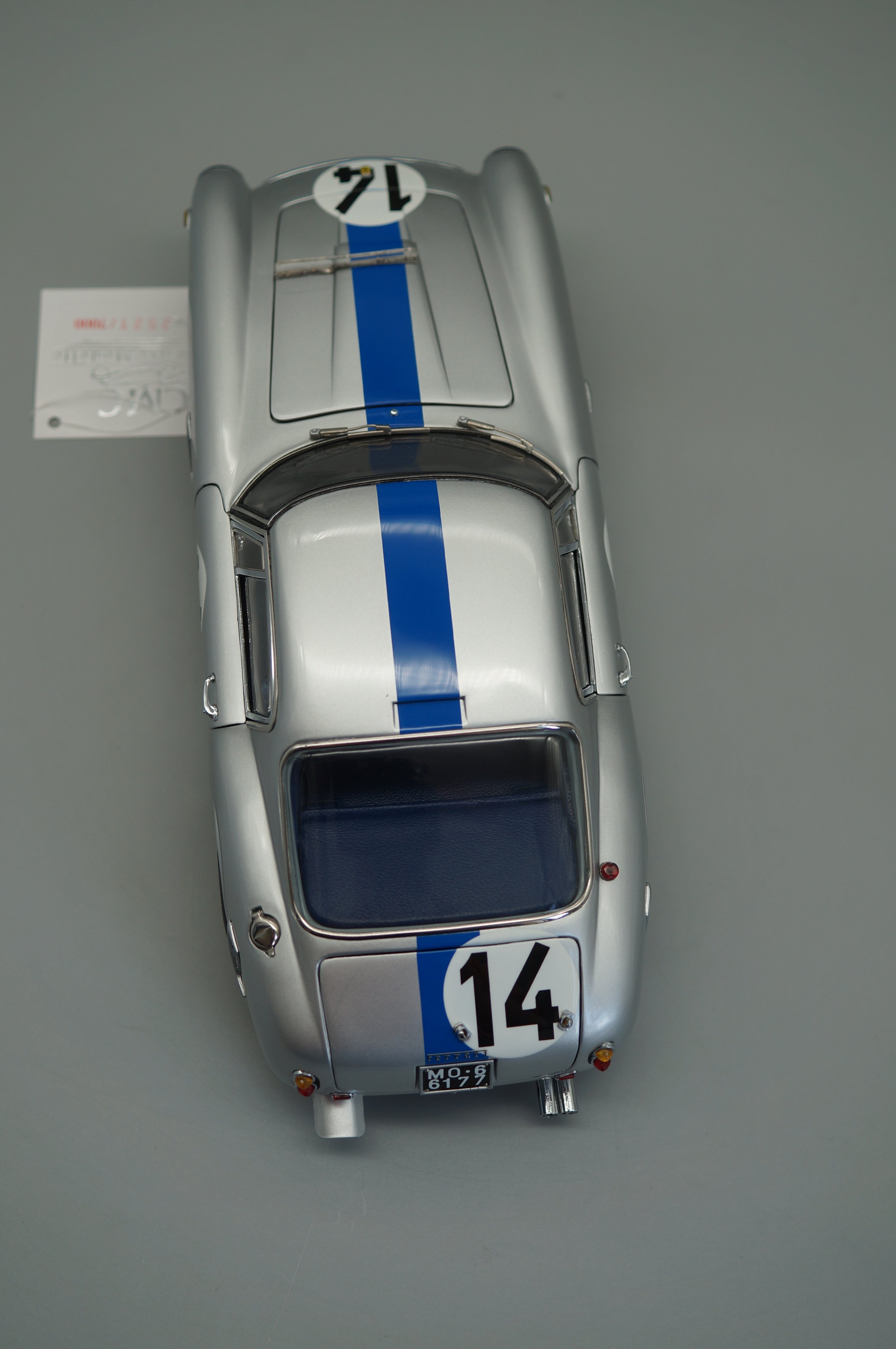 Ferrari 250 GT SWB Competizione #14 24H Le Mans 1961 #2521/7000 CMC M-079 -pre-owned