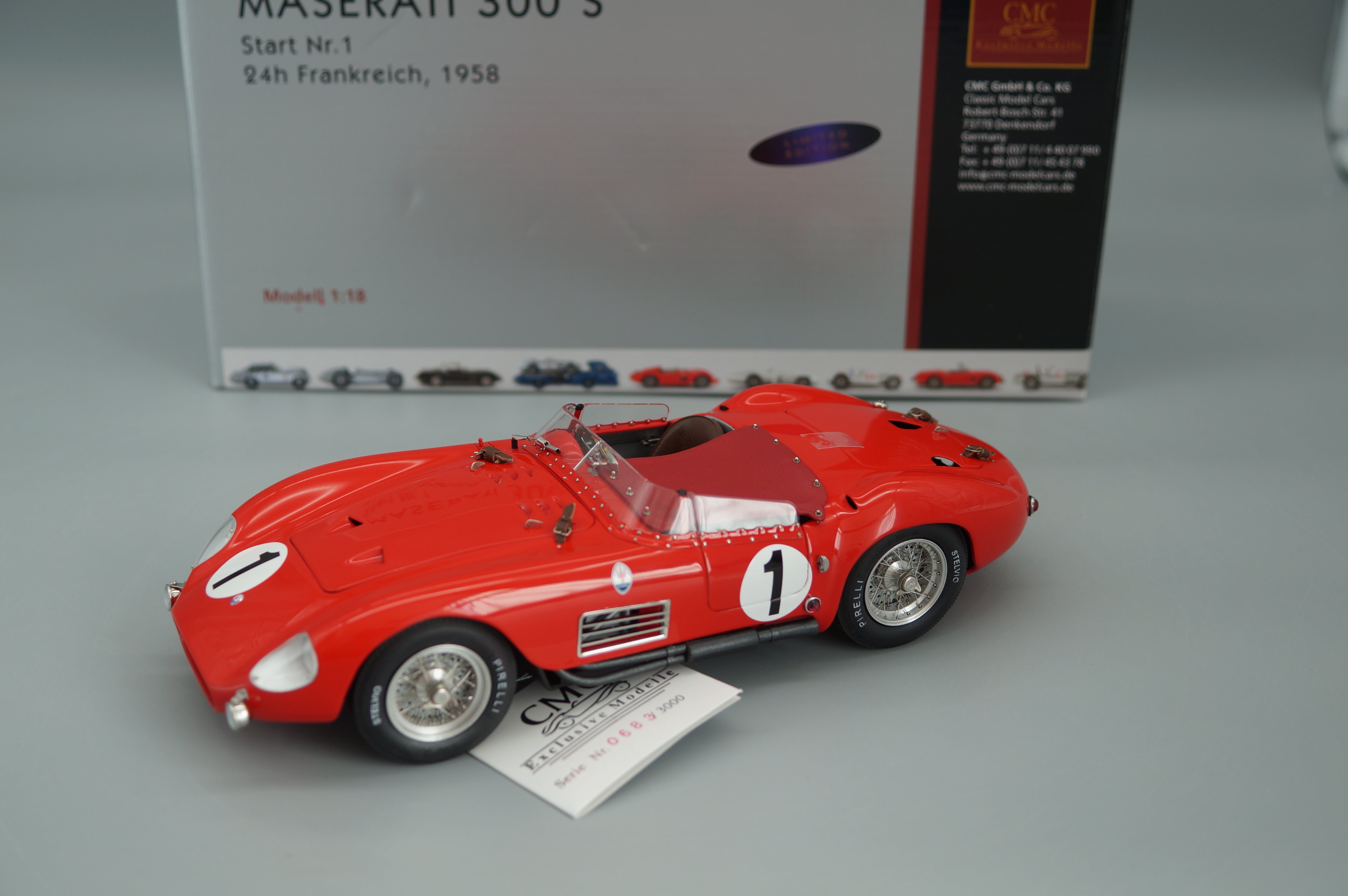 1/18 Maserati 300S #1 24H Le Mans 1958 0683/3000 CMC M-108 -pre-owned