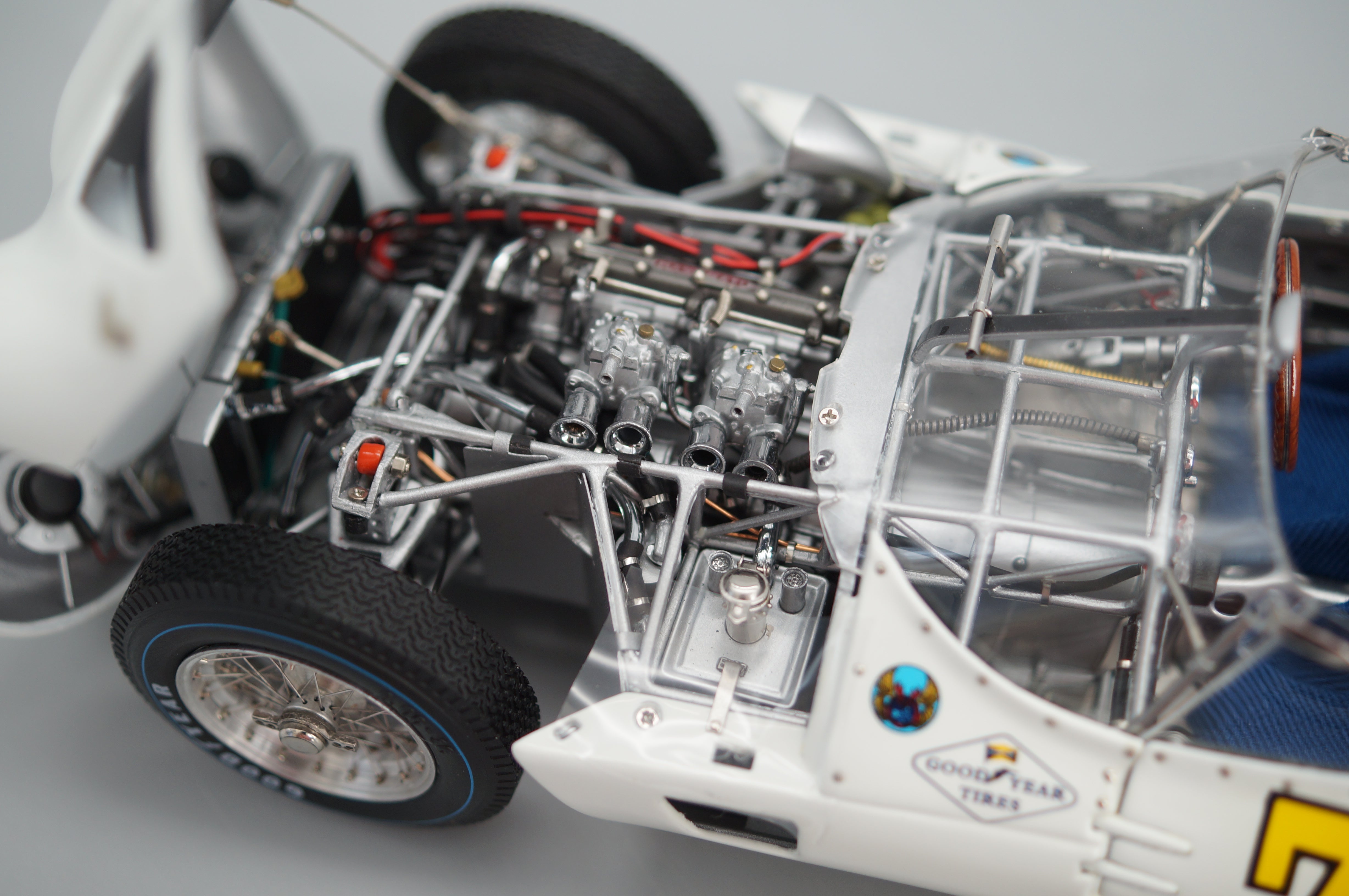 1/18 Maserati Tipo 61 Birdcage #7 Signatur Edition Stirling Moss #222/500 CMC M-149 -pre-owned