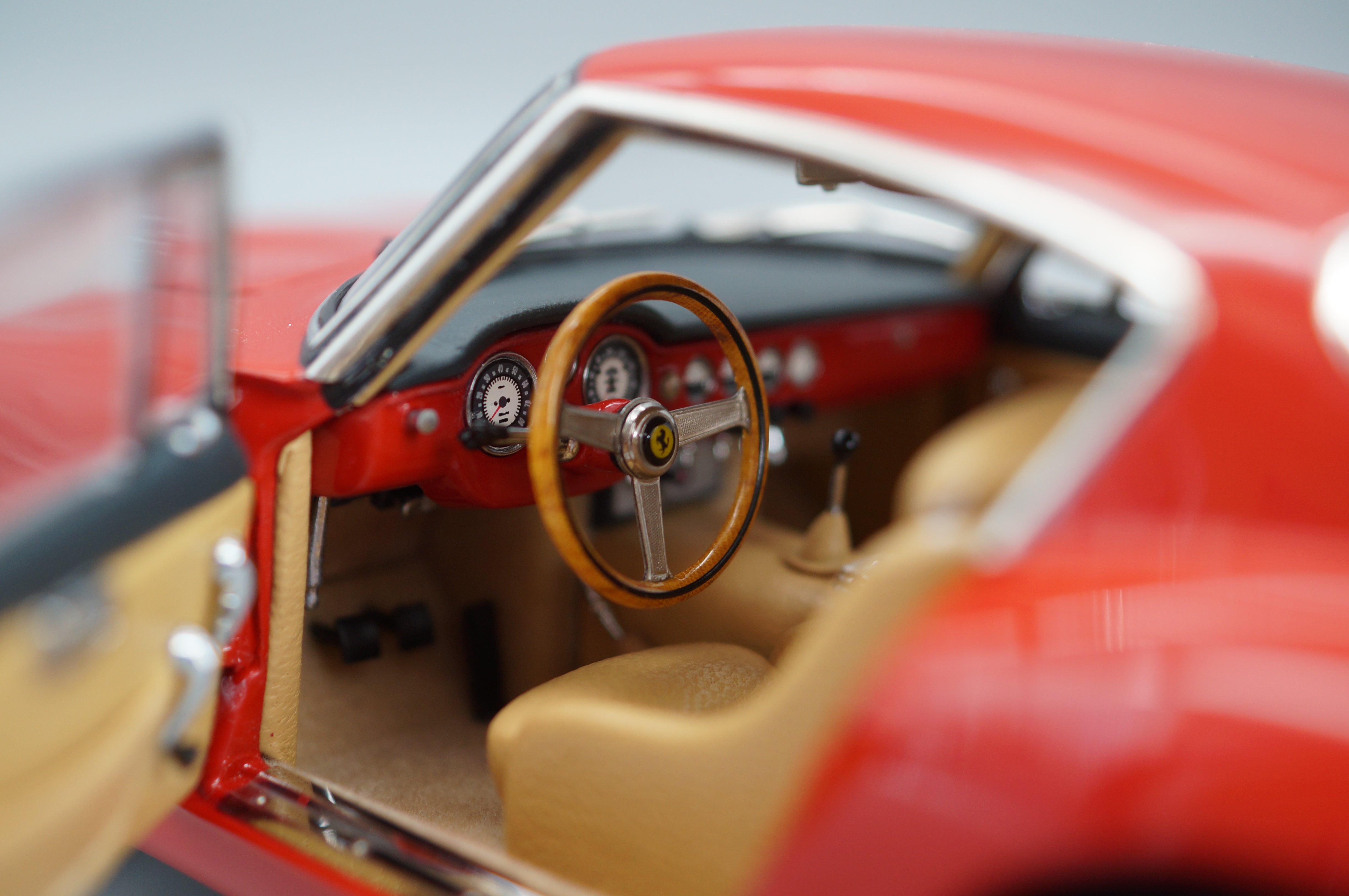 1/18 Ferrari 250 GT Berlinetta SWB RED #9655 CMC M-046 - pre-owned