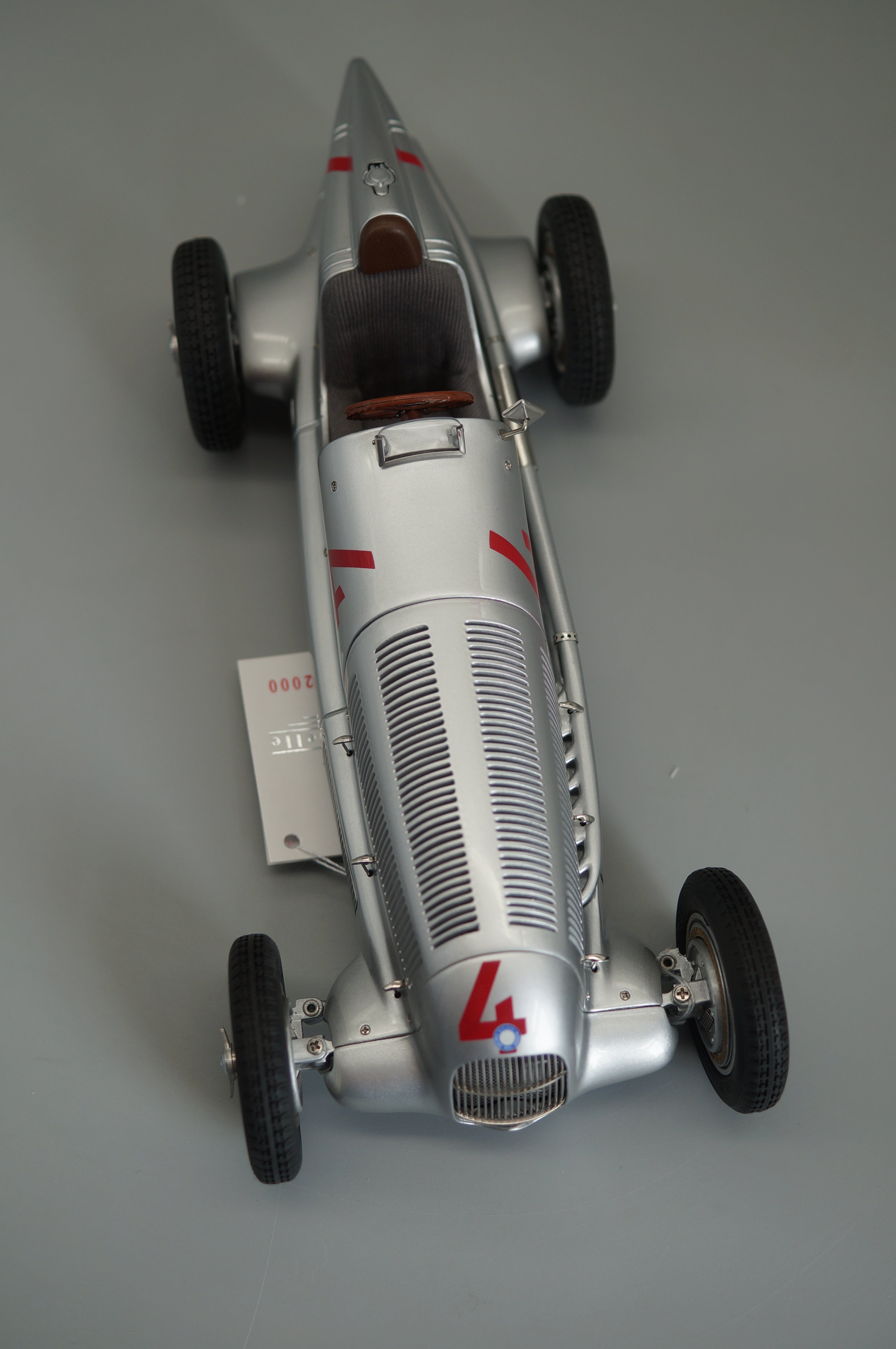 1/18 Mercedes-Benz W25 #4 Fagioli #0746/2000CMC M-104 -pre-owned