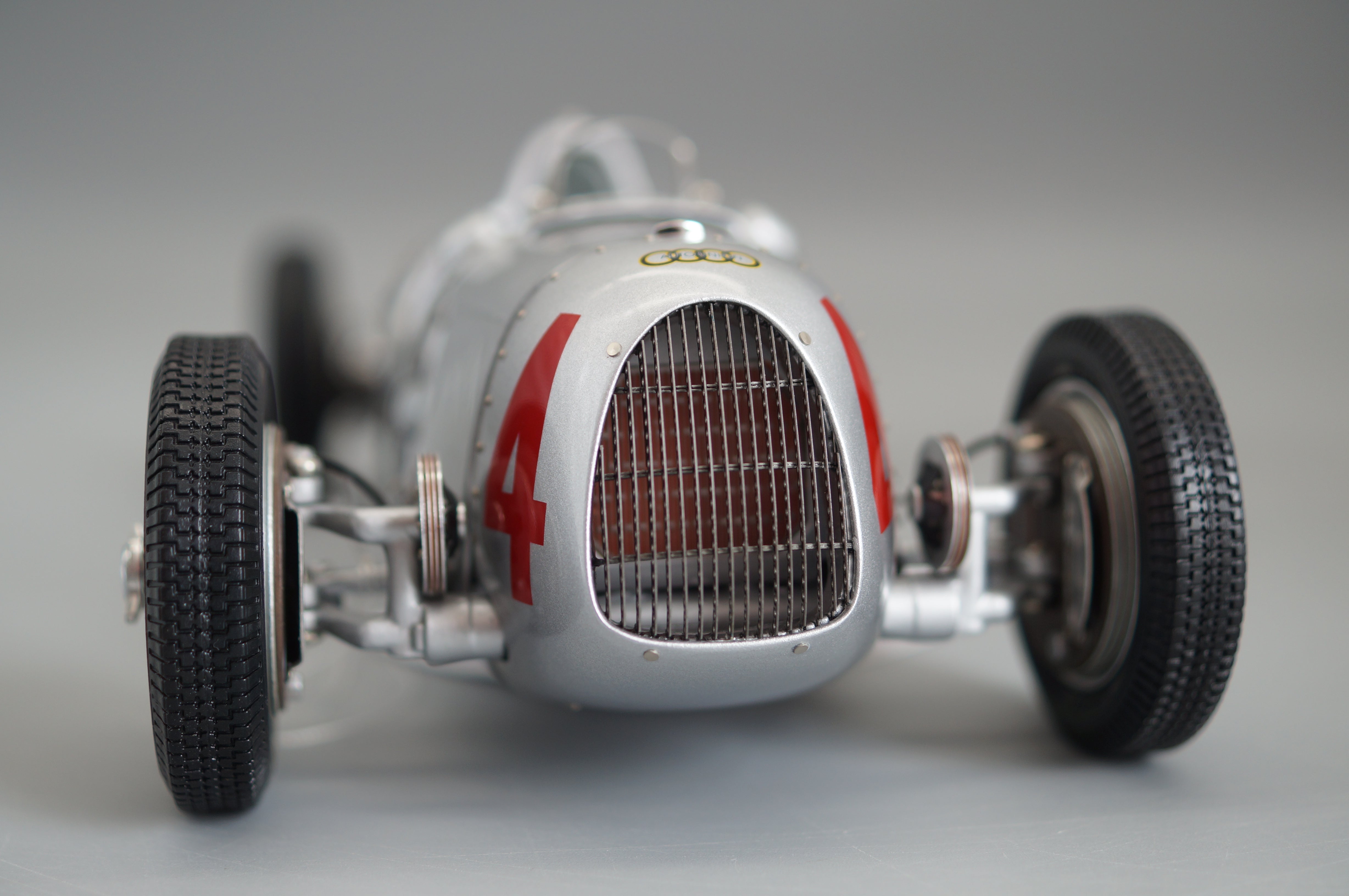 1/18 Auto Union Typ C #4 #3140/5000 CMC M-073 - pre-owned