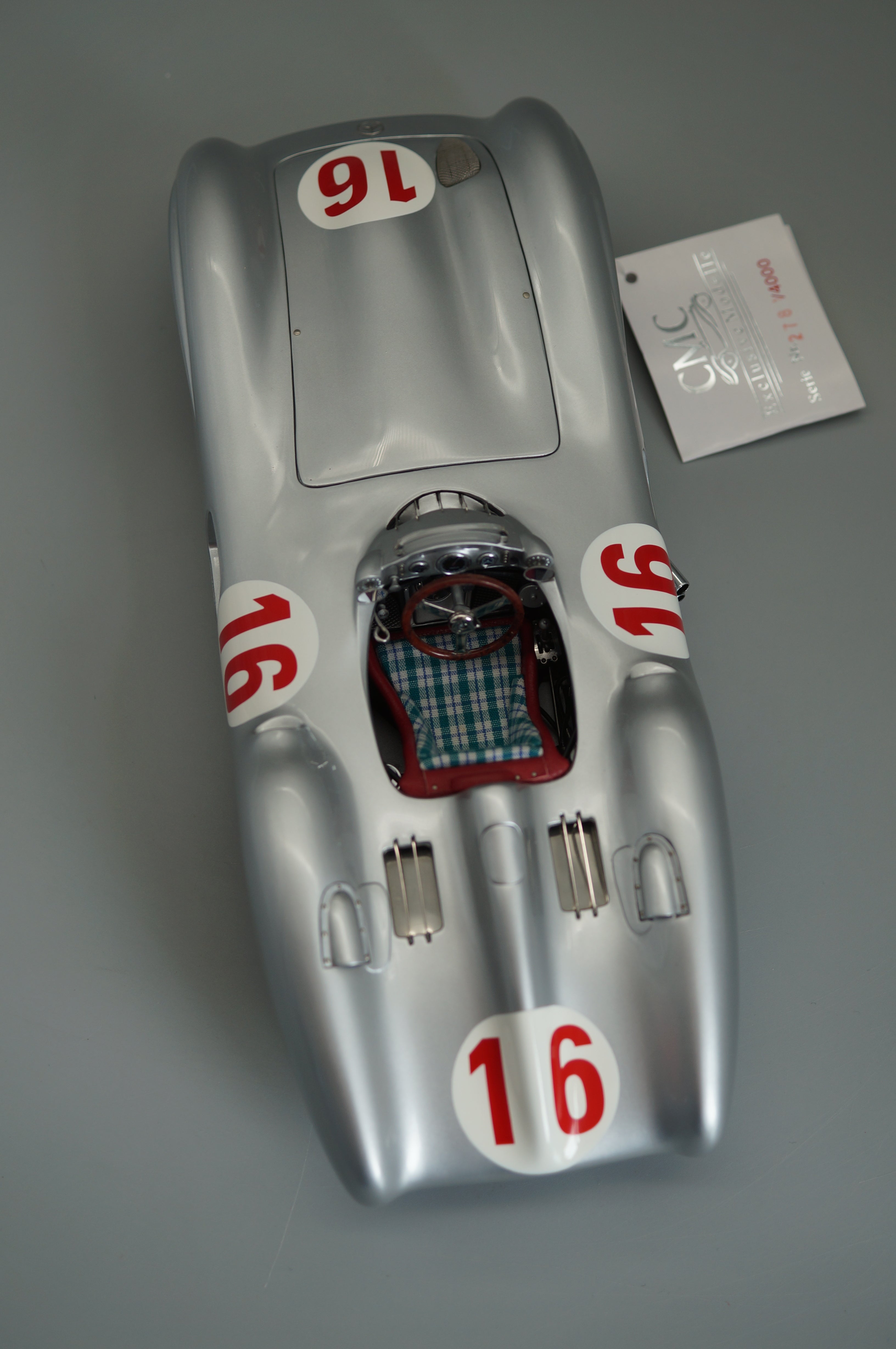 1/18 Mercedes-Benz W196R #16 Stirling MOSS #2781/4000 CMC M-057 - pre-owned