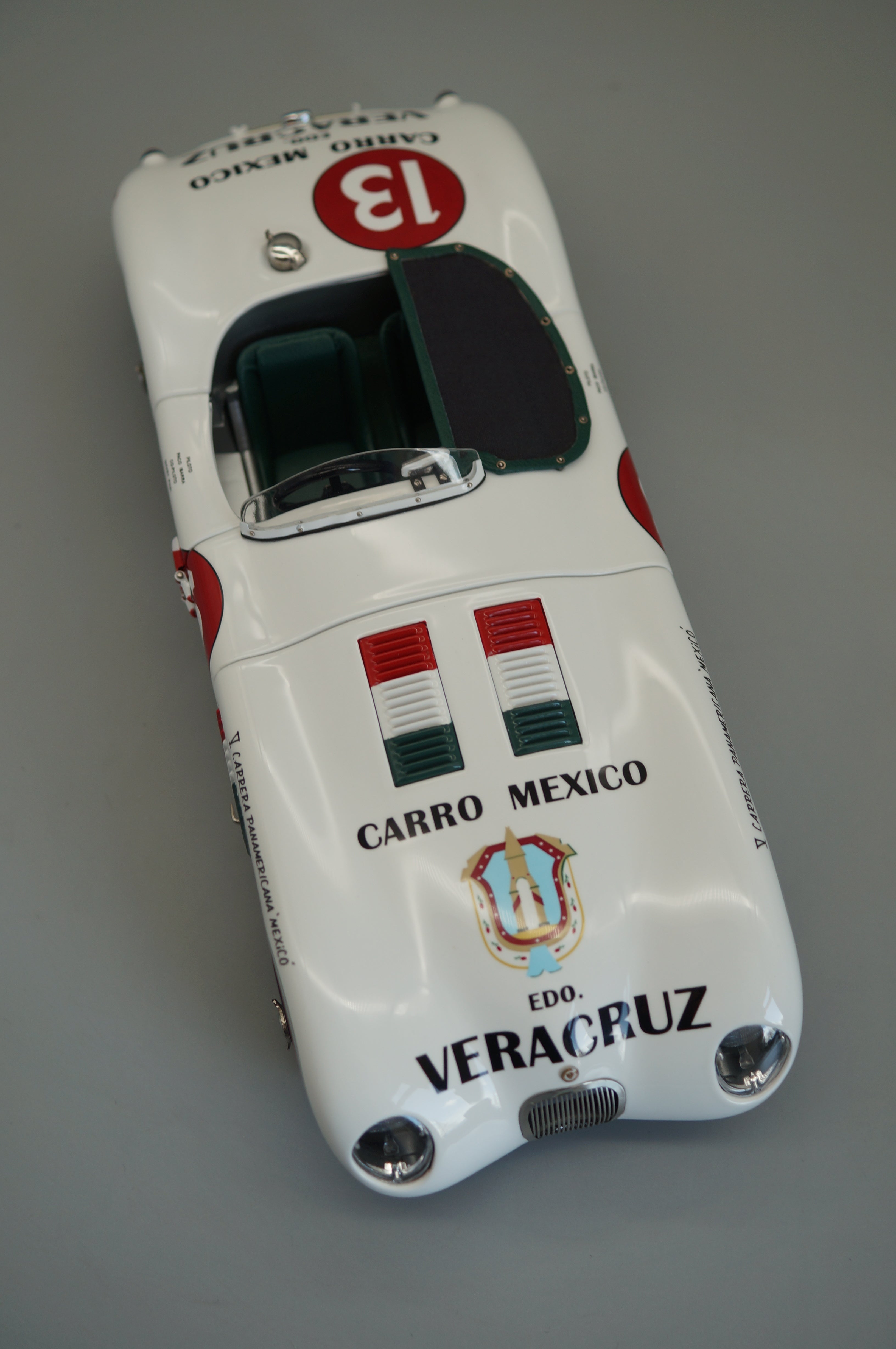 Jaguar C-Type #13 Panamericana 1953/54 Ibarra/Pinal #304/500 CMC M-196 - aus Vorbesitz