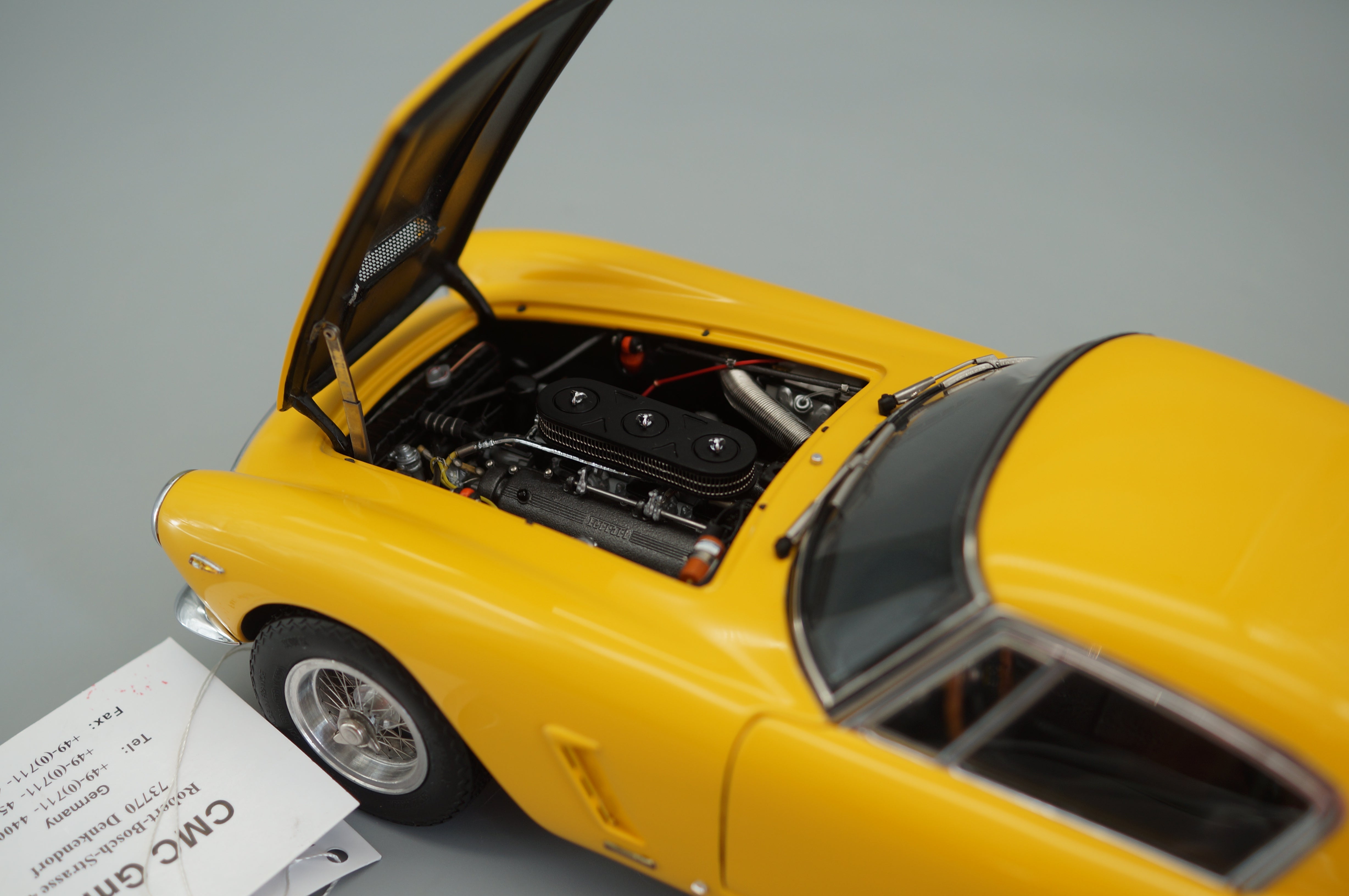 1/18 Ferrari 250 GT Berlinetta passo corto GELB #3216 CMC M-054 -pre-owned