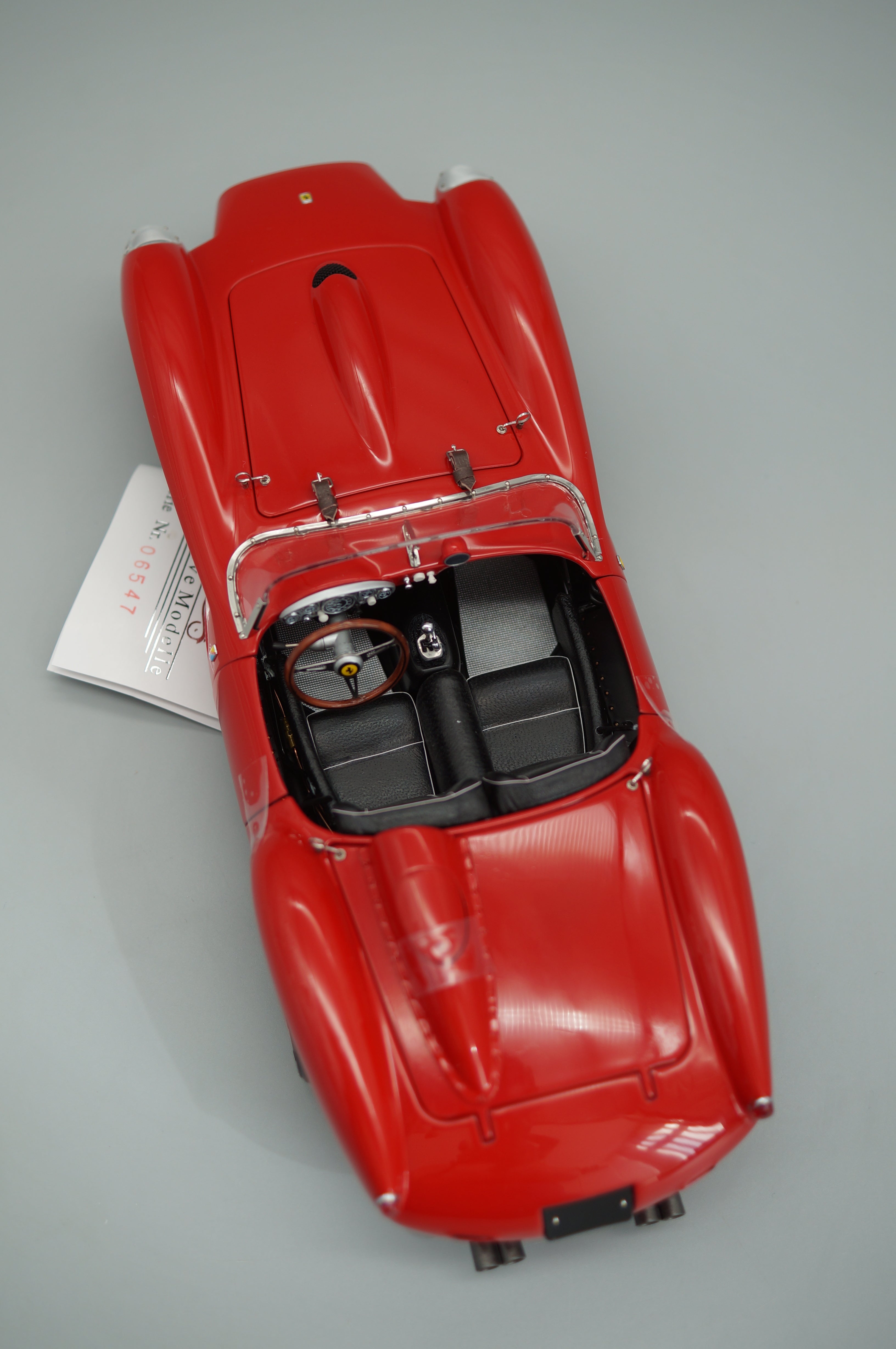 1/18 Ferrari 250 Testa Rossa 1958 #6547 CMC M-071 -pre-owned- paint defects