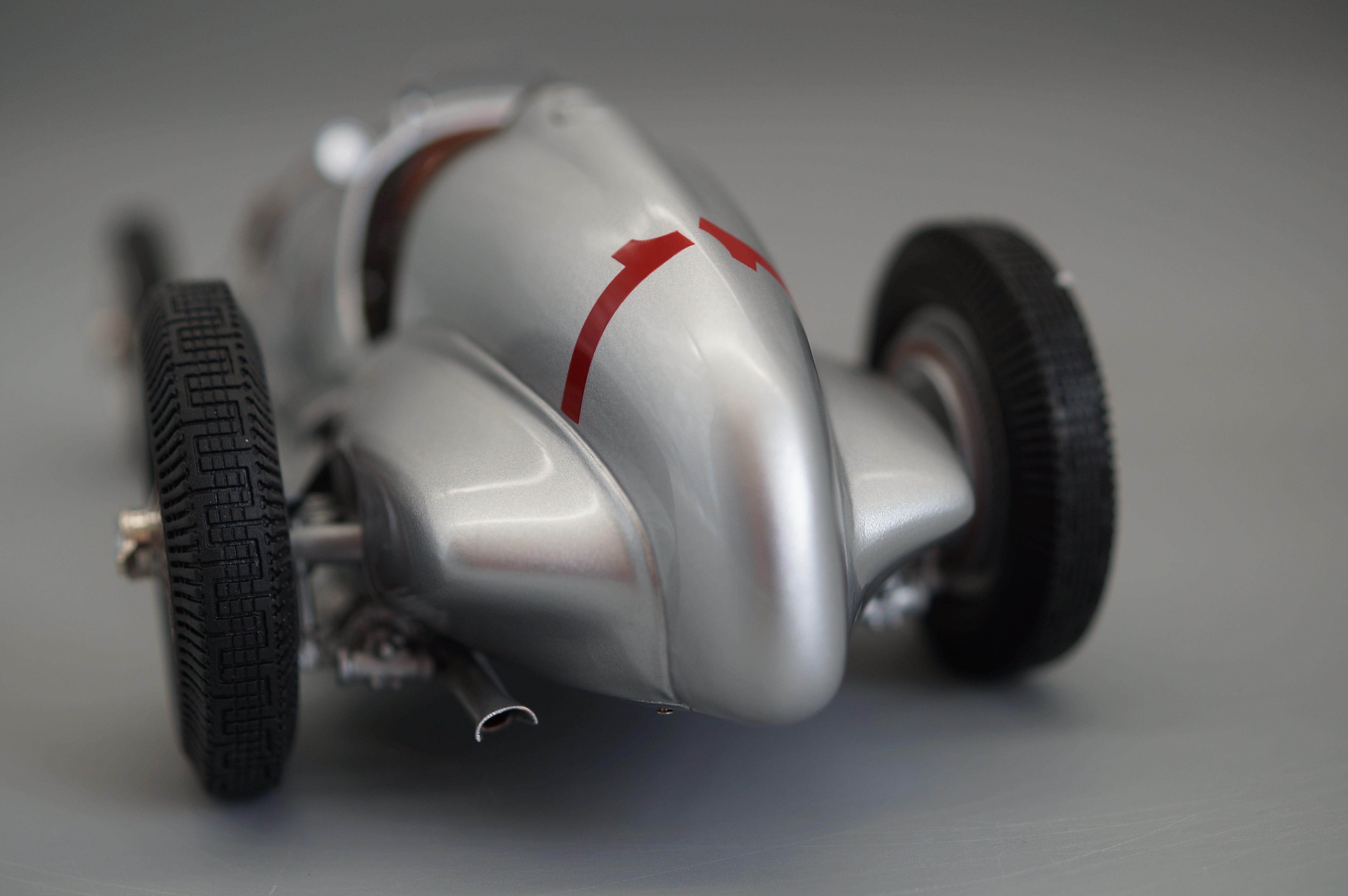 Mercedes-Benz W125 #1 Caracciola Donington 1937 CMC M-113 LE 1,000