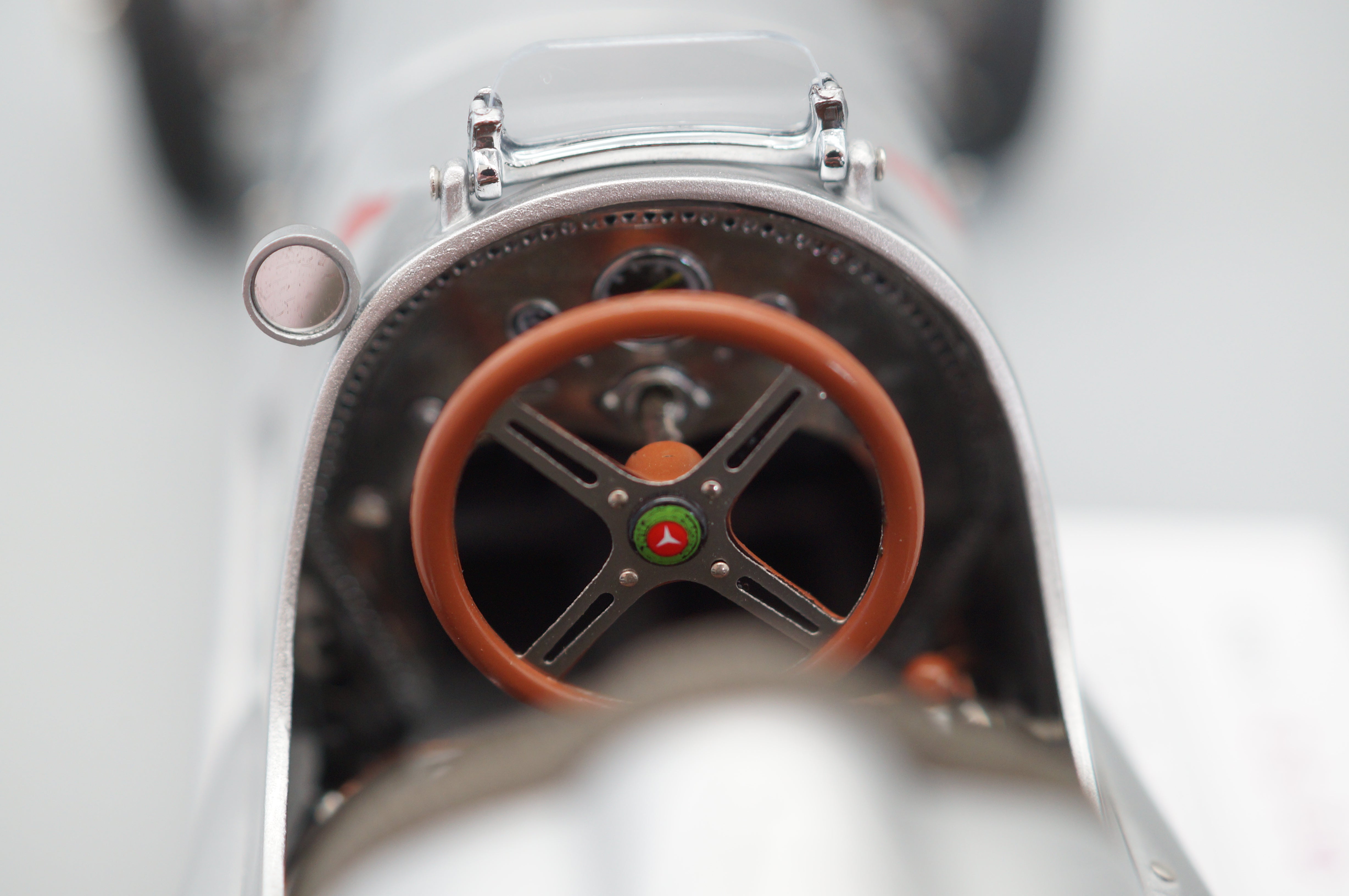 Mercedes-Benz W125 #1 Caracciola Donington 1937 CMC M-113 LE 1,000