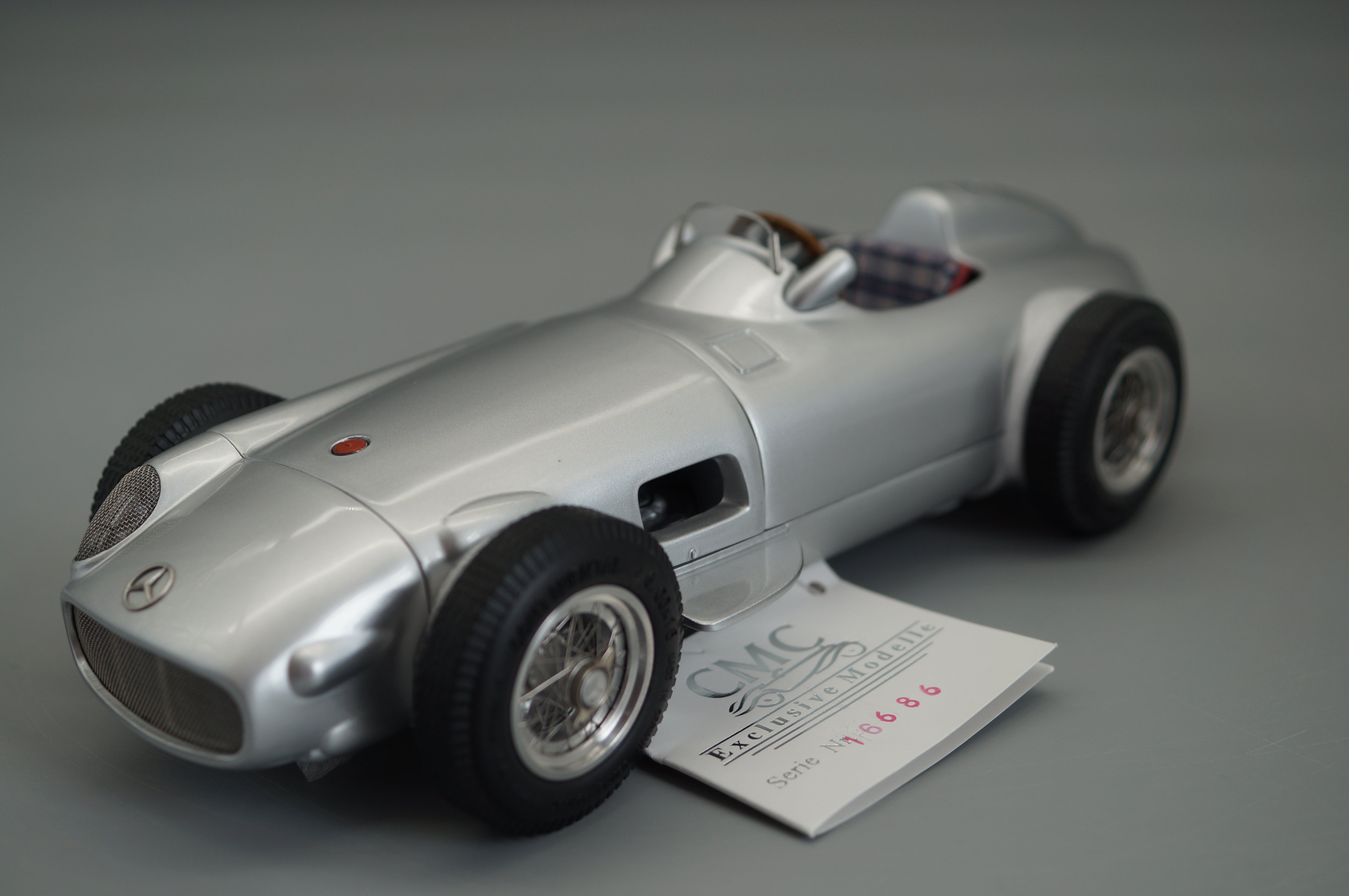 1/18 Mercedes-Benz W196 Monoposto #16686 CMC M-006 -pre-owned